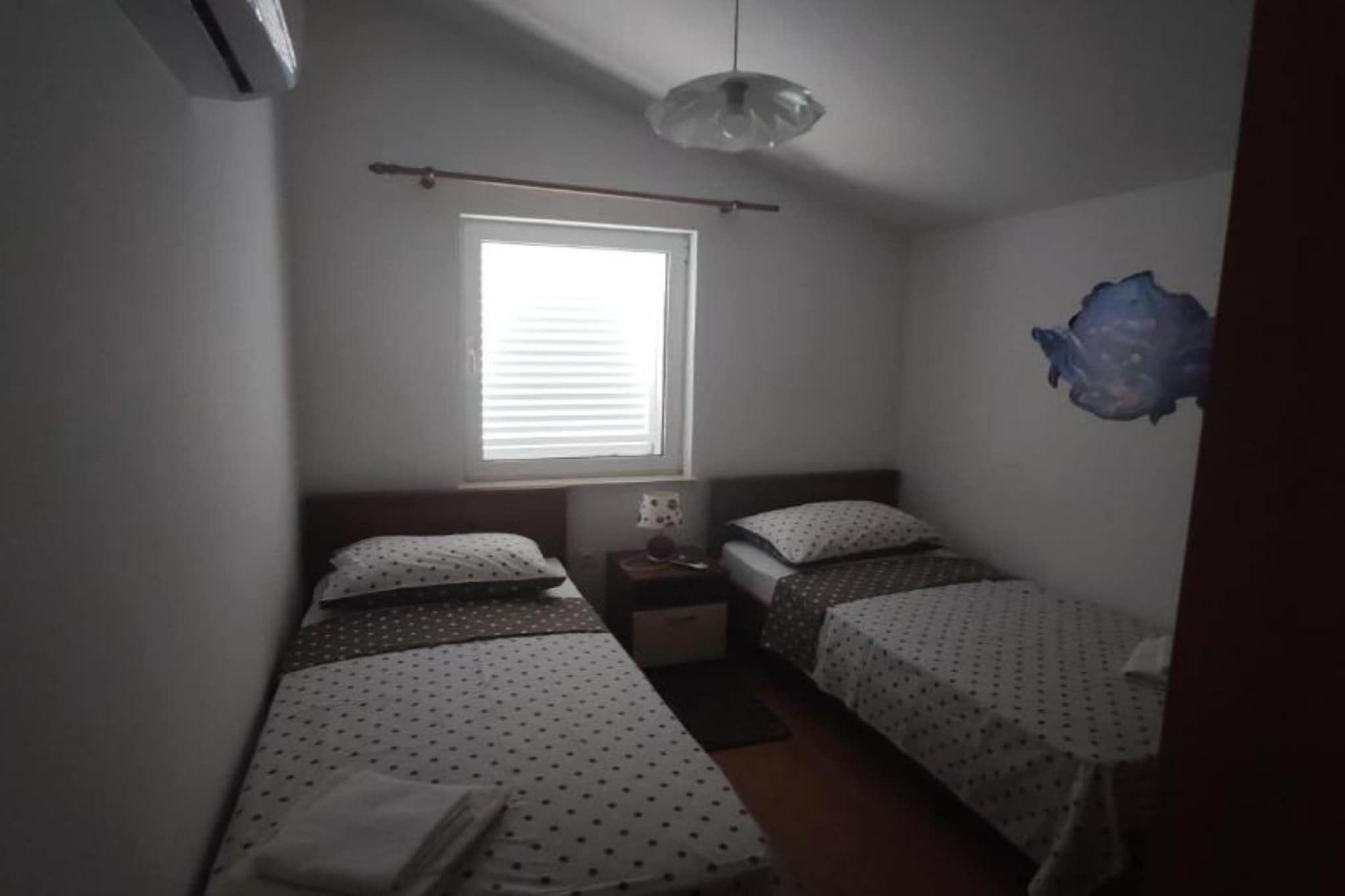 Andrea Adriatic Oasis Karlobag - Two Bedroom Apartment with Balcony and Sea View - Chambre