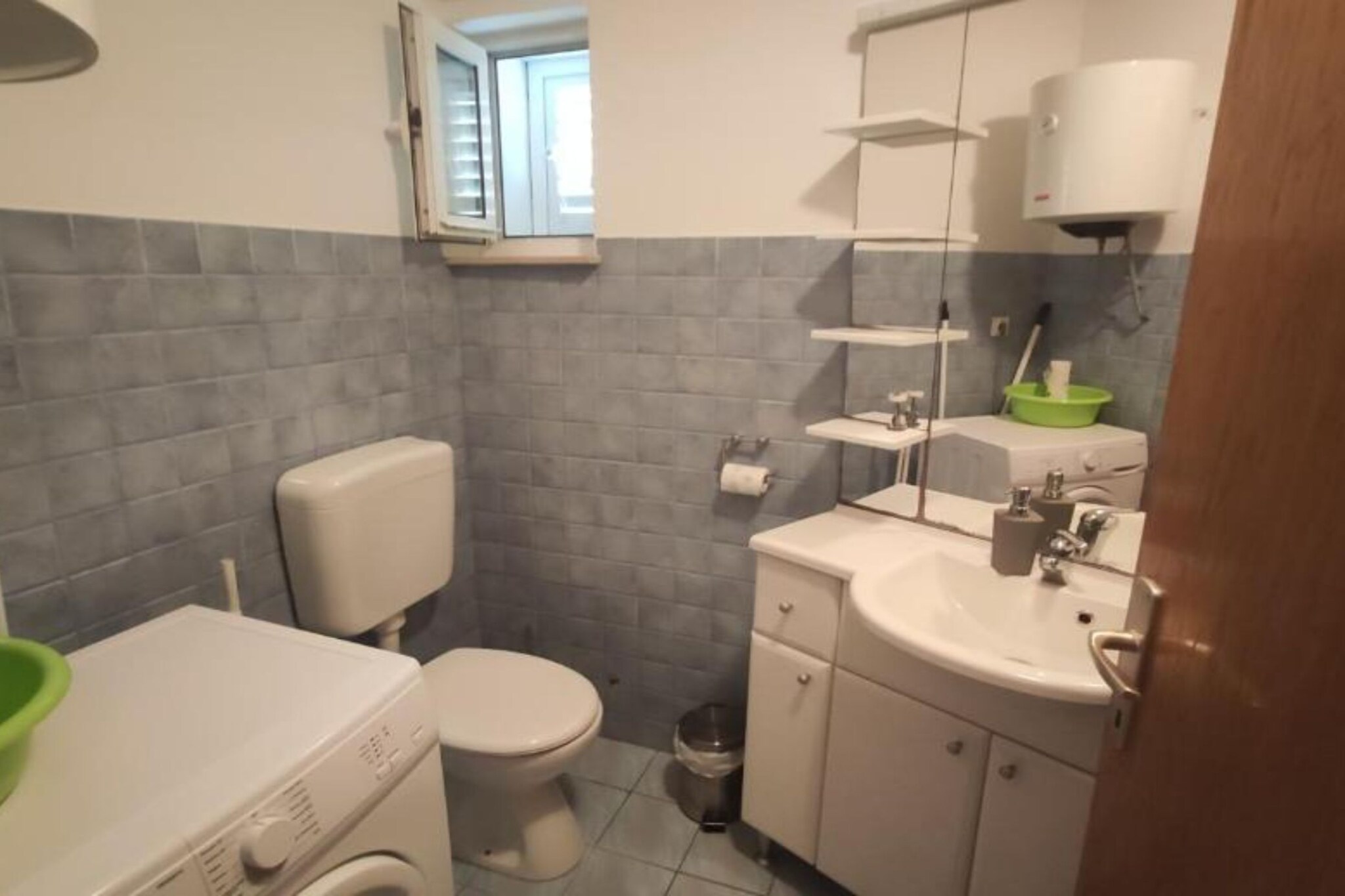 Andrea Adriatic Oasis Karlobag - Two Bedroom Apartment with Balcony and Sea View - Salle de bain