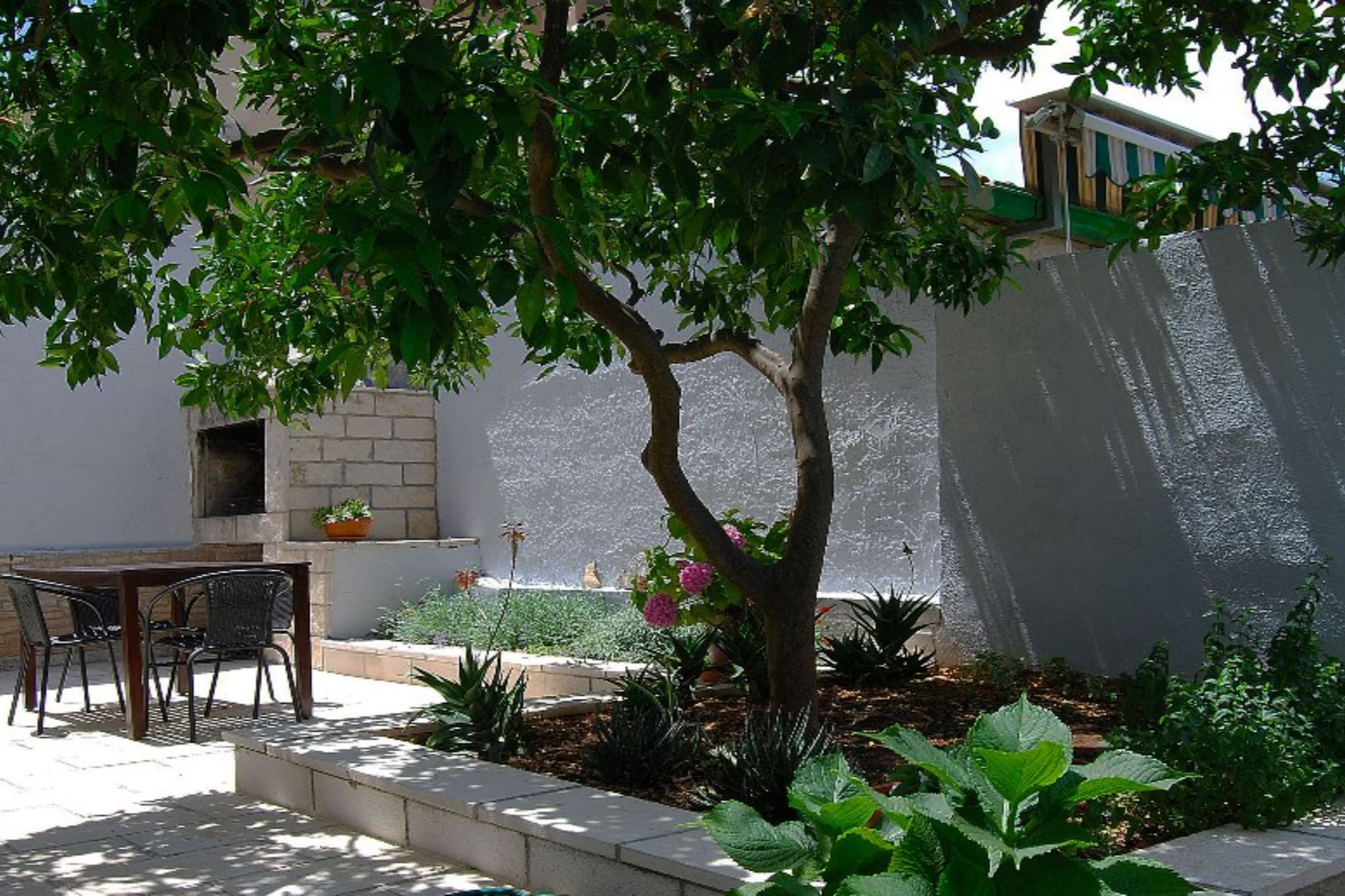 Apartments Darija Supetar - Two Bedroom Apartment with Terrace - Terrasse