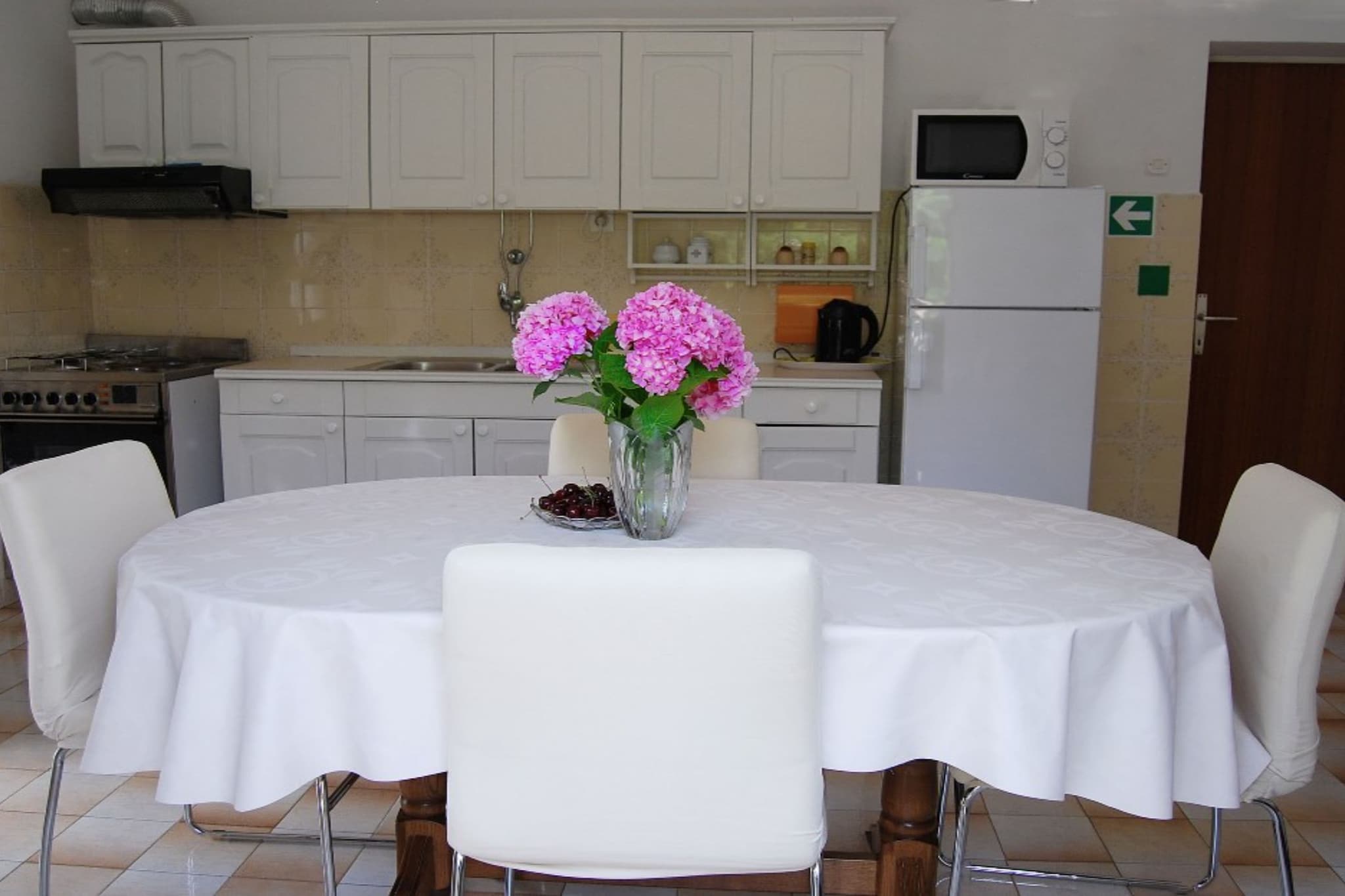 Apartments Darija Supetar - Two Bedroom Apartment with Terrace