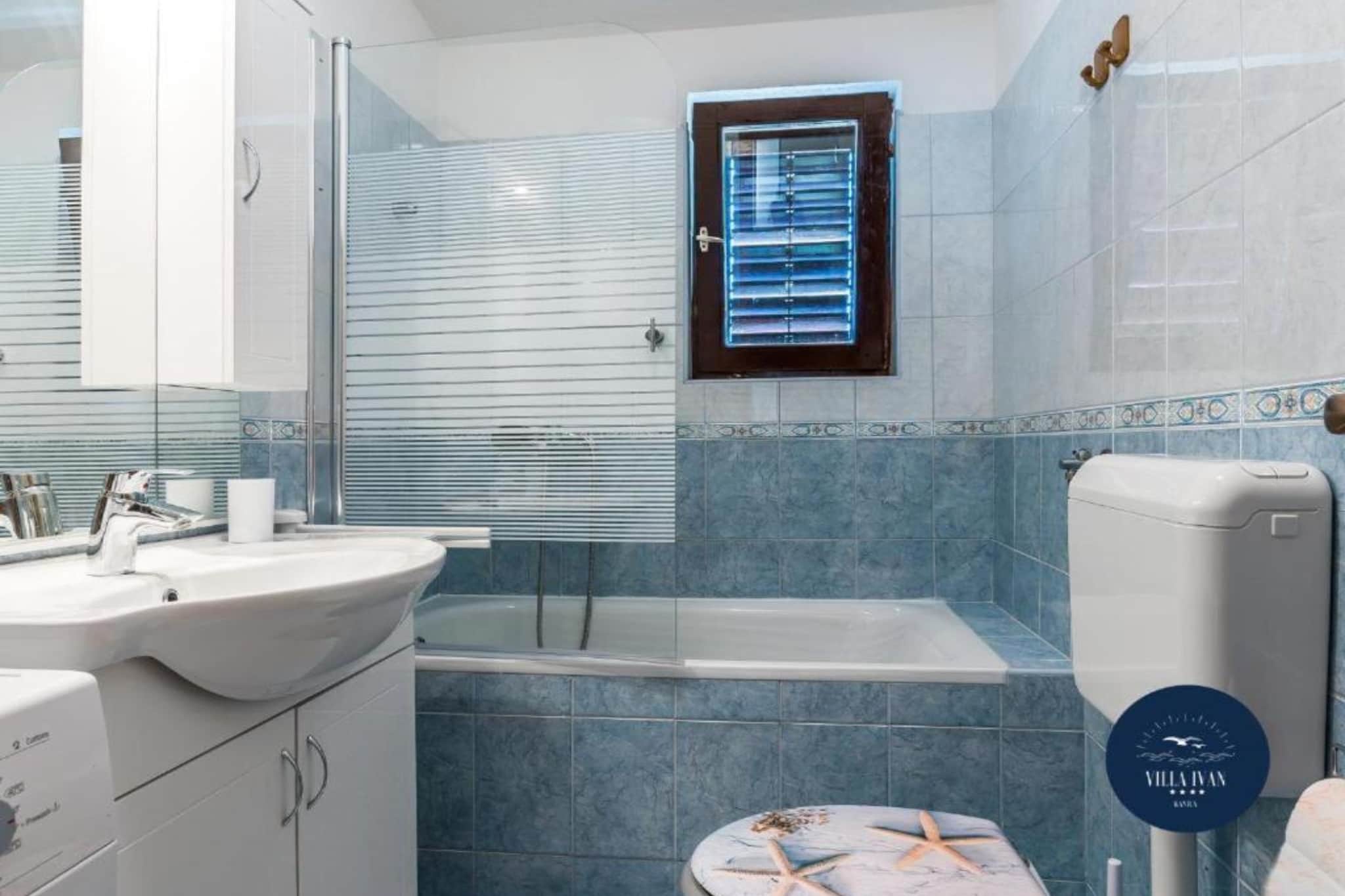 Villa Ivan apartment with balcony and sea view A1 - Salle de bain