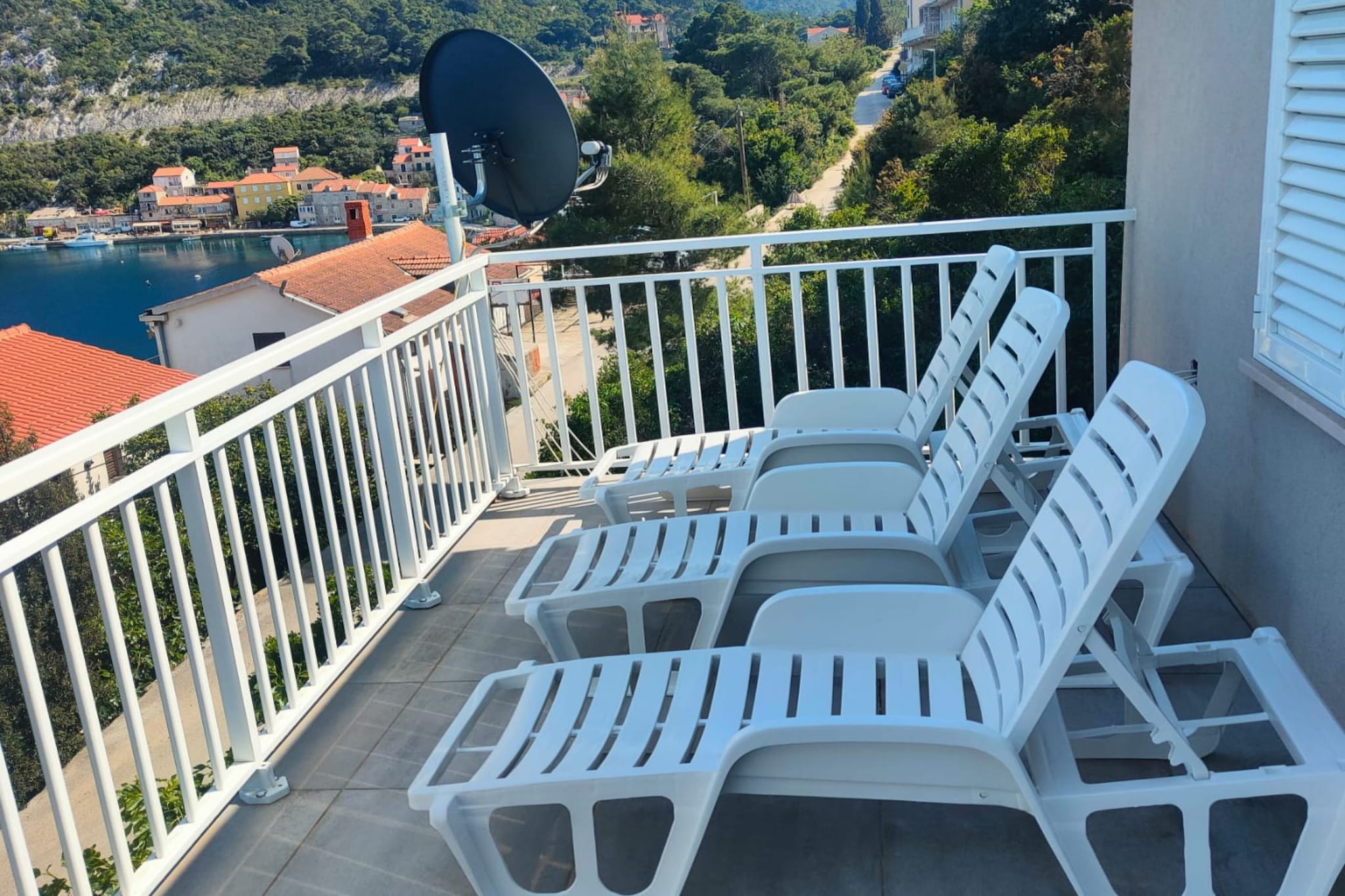 Green House - Two-Bedroom Apartment with Terrace and Sea View - Terrasbalkon
