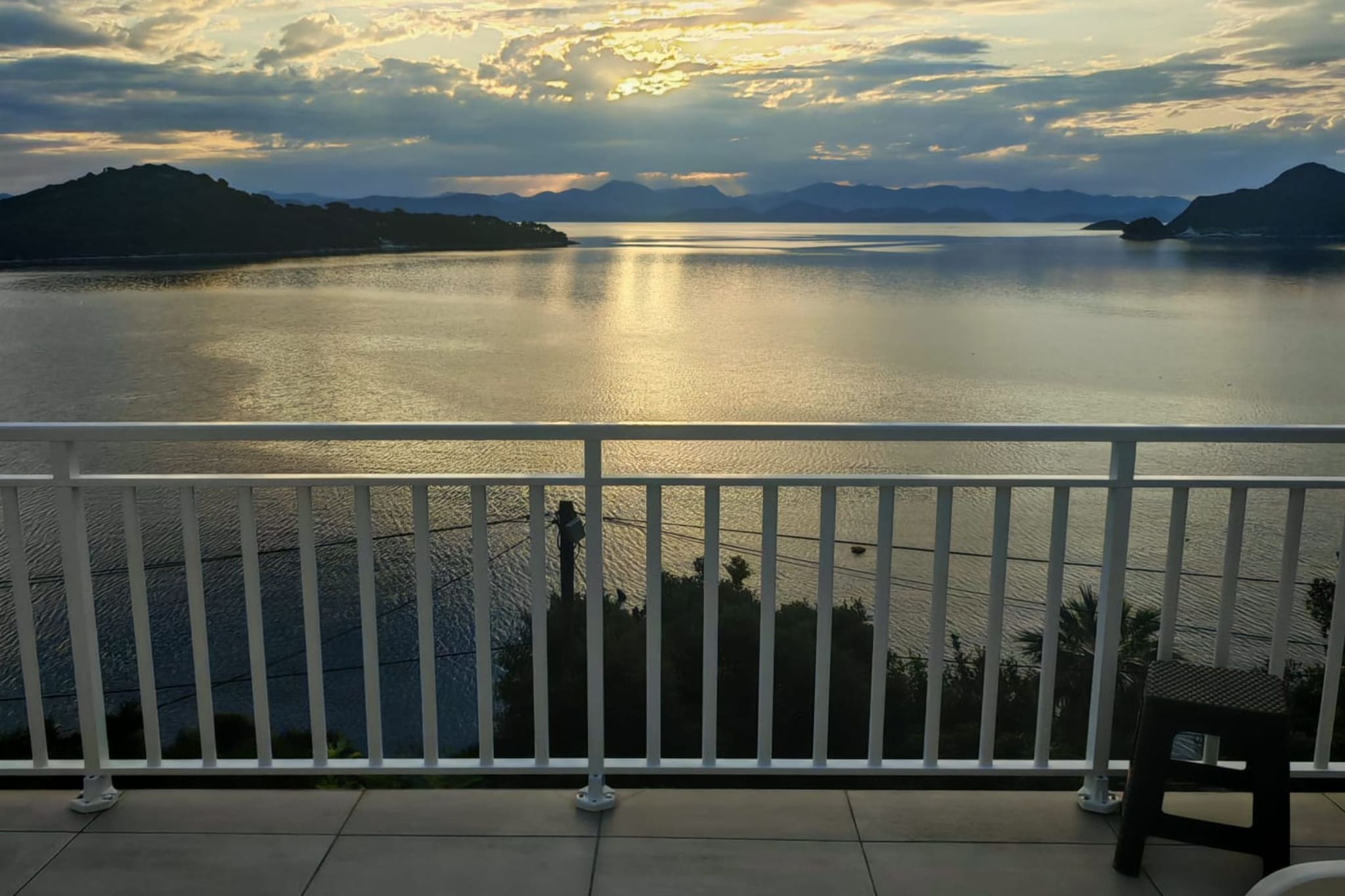 Green House - Two-Bedroom Apartment with Terrace and Sea View - Uitzicht