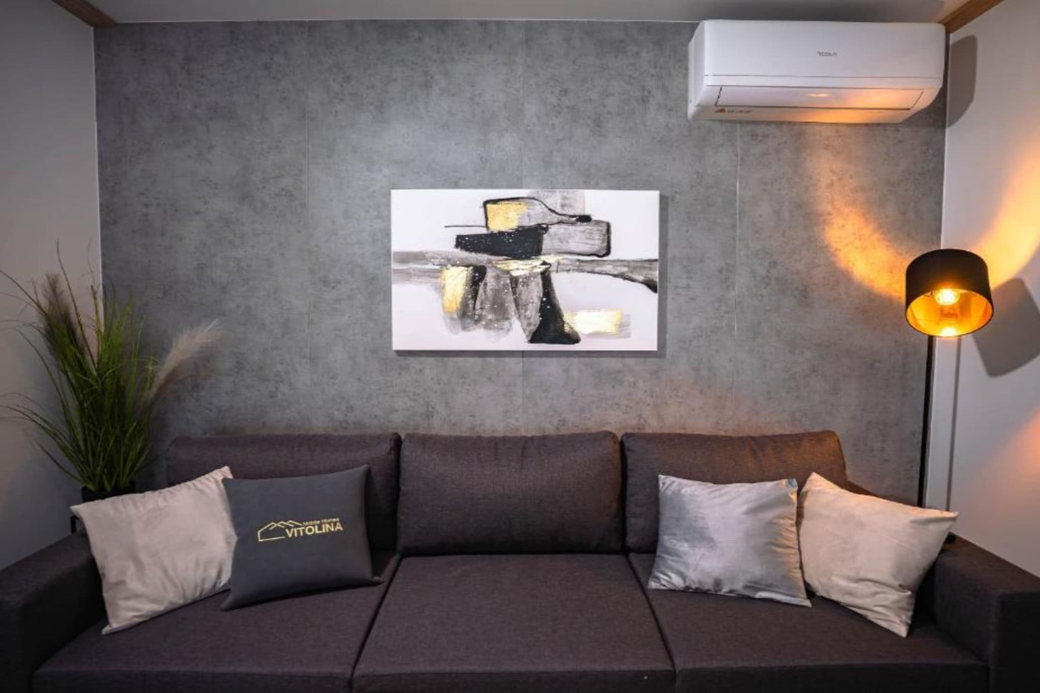 Lux Mobile Homes Vodice - Two bedroom home with private hot tub (Aurora) - Woonkamer
