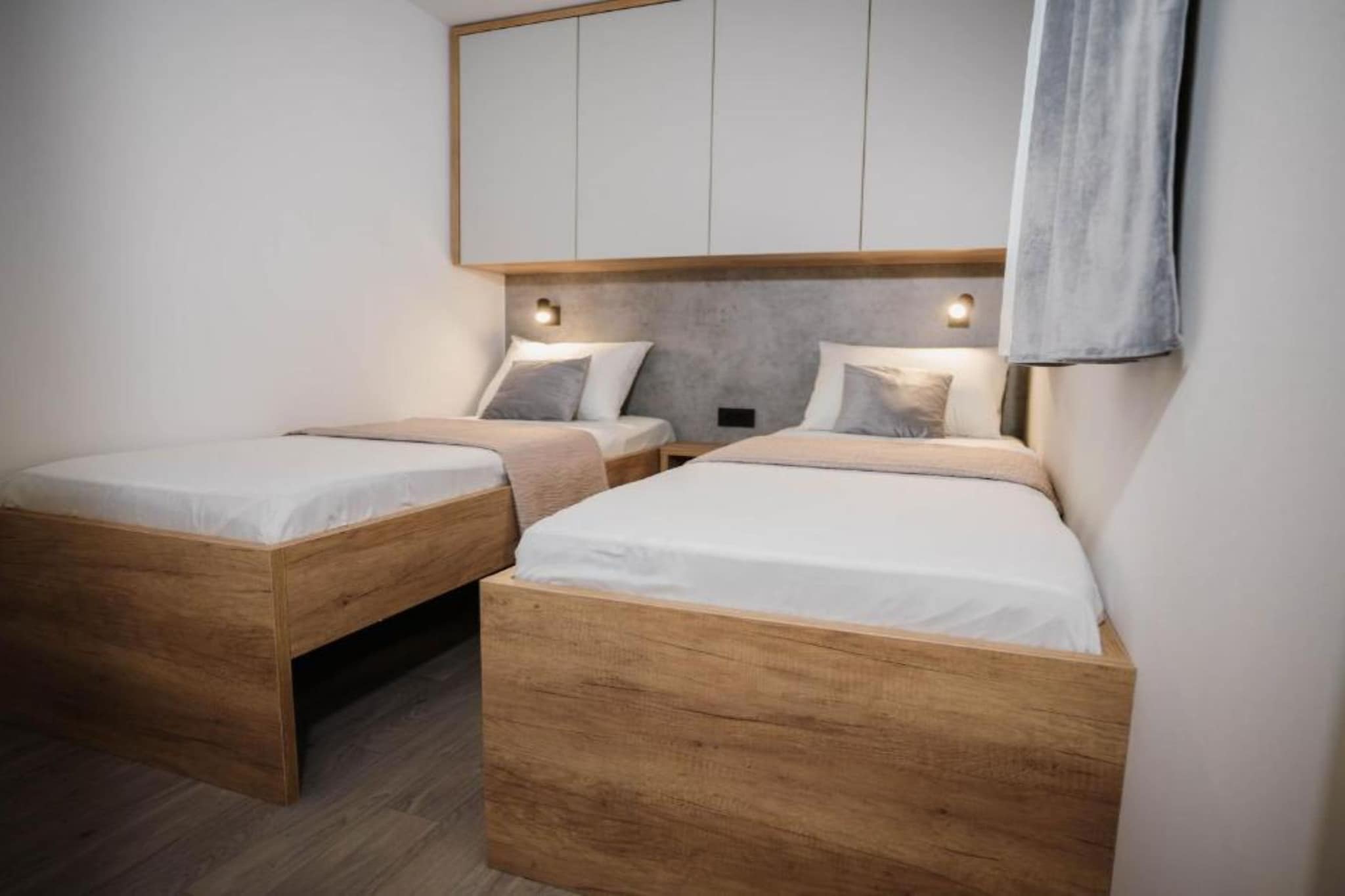Lux Mobile Homes Vodice -  Two bedroom home with private hot tub (Aria)