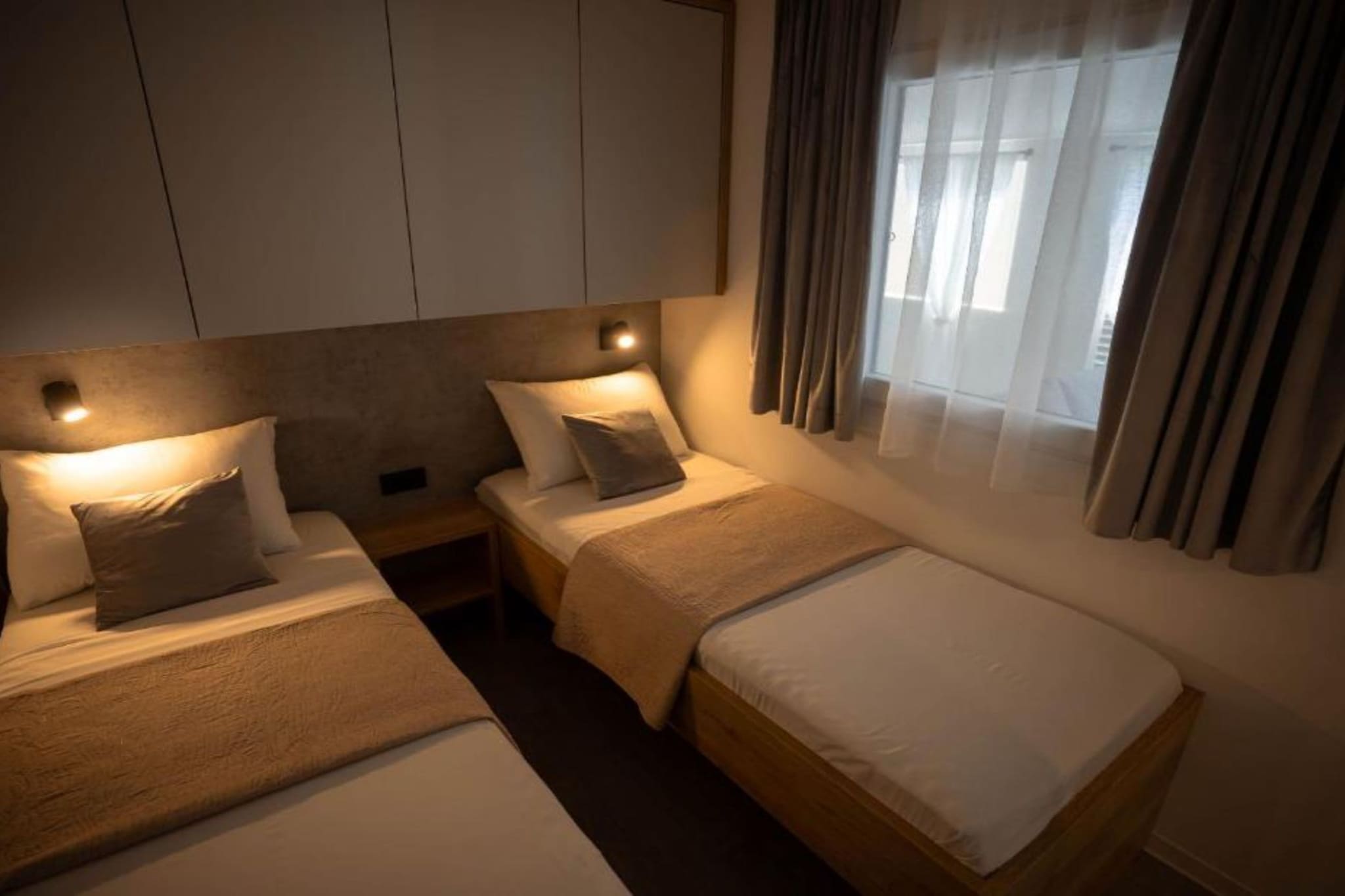 Lux Mobile Homes Vodice -  Two bedroom home with private hot tub (Maris) - Slaapkamer
