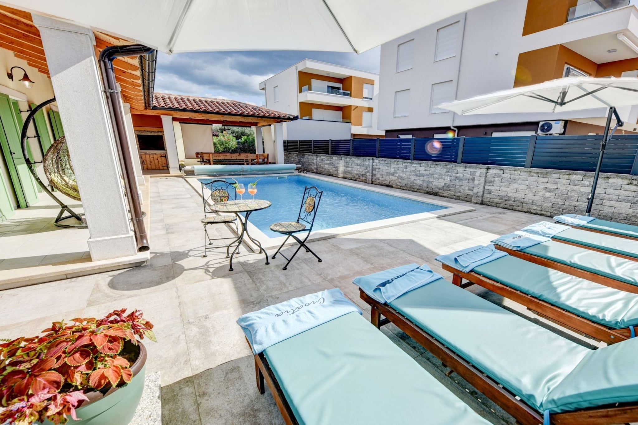 Guest house Gabriel with pool - Zwembad