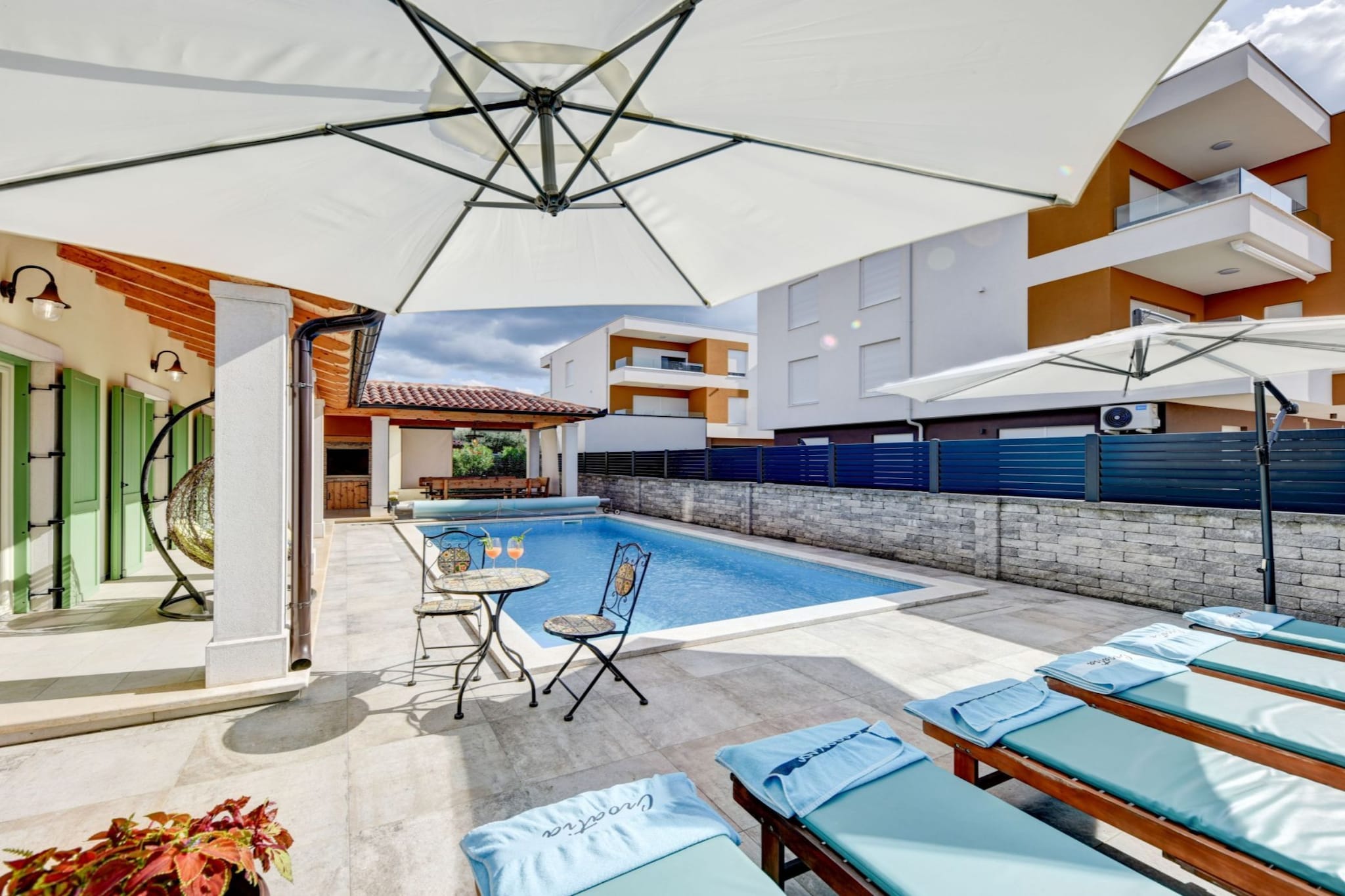 Guest house Gabriel with pool - Zwembad