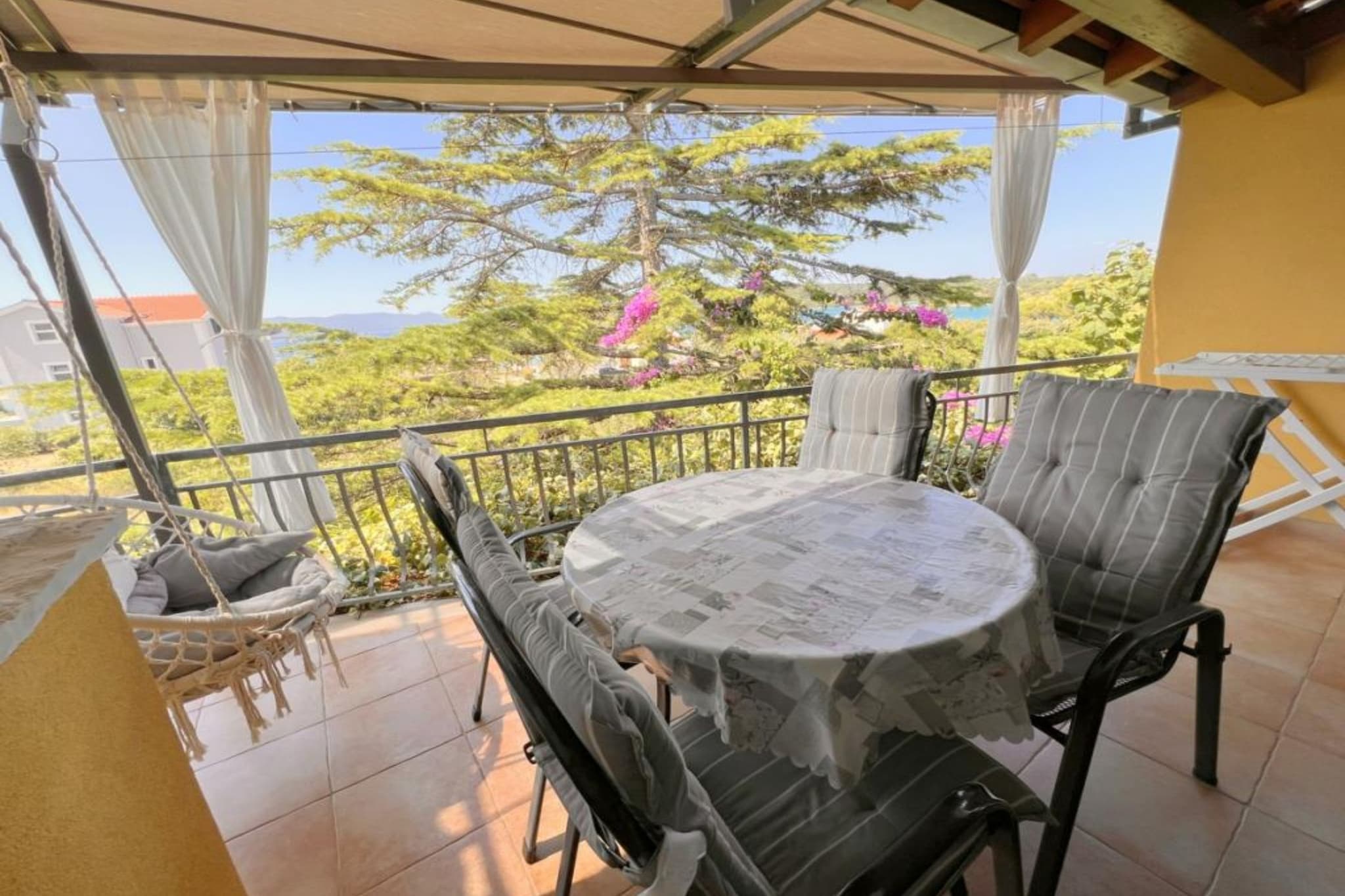 Apartments Vicelić - One bedroom apartment with sea view (4) - Terrasbalkon