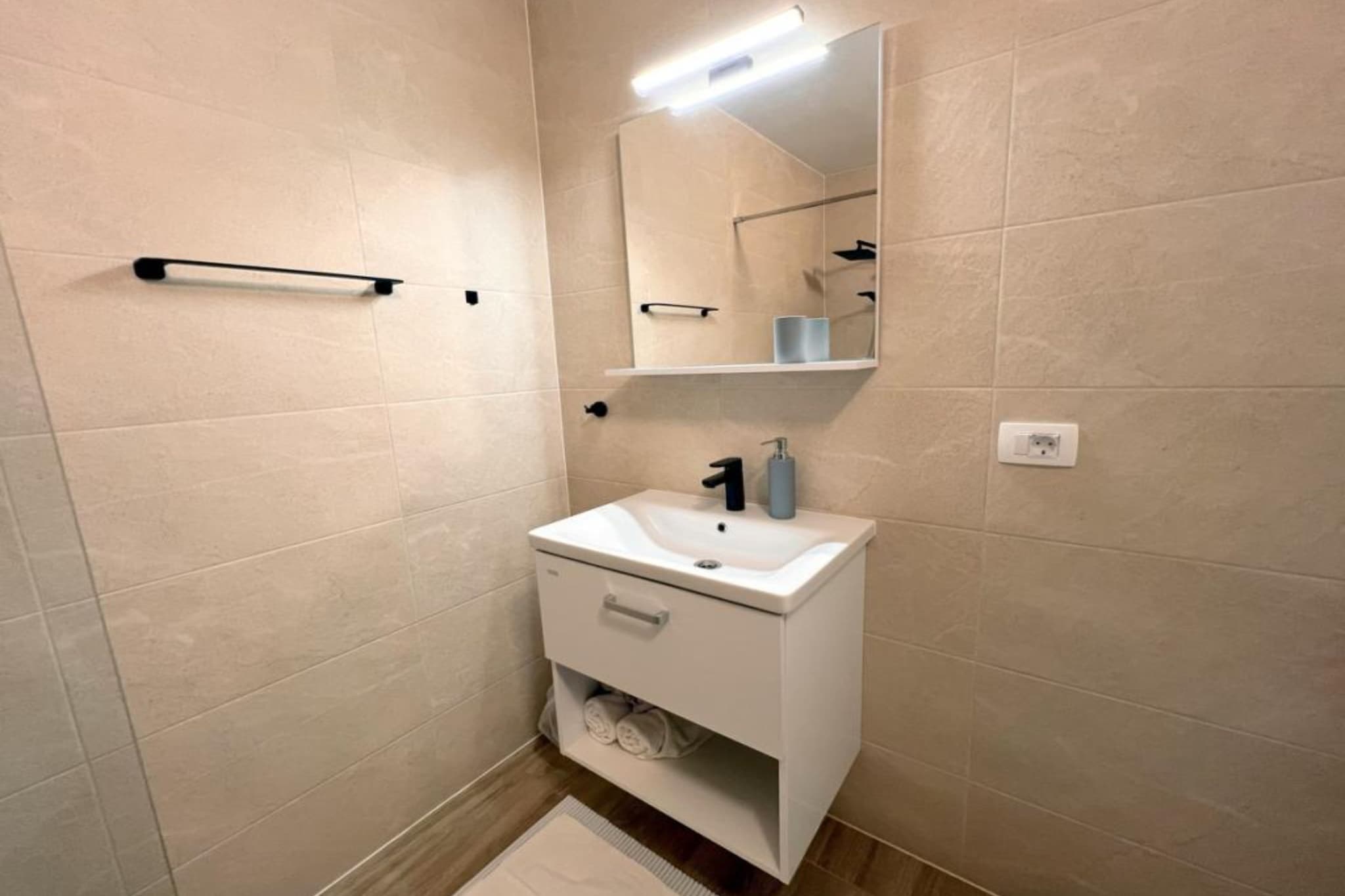 Apartments Vicelić - One bedroom apartment with sea view (4) - Badkamer