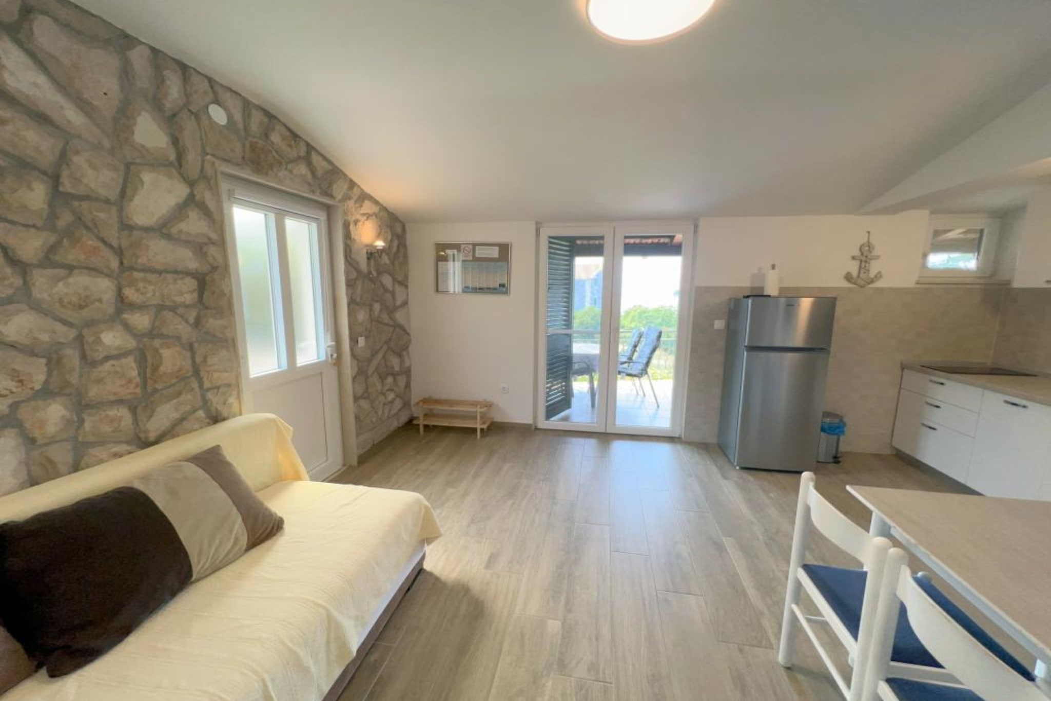 Apartments Vicelić - One bedroom apartment with sea view (3) - Binnen