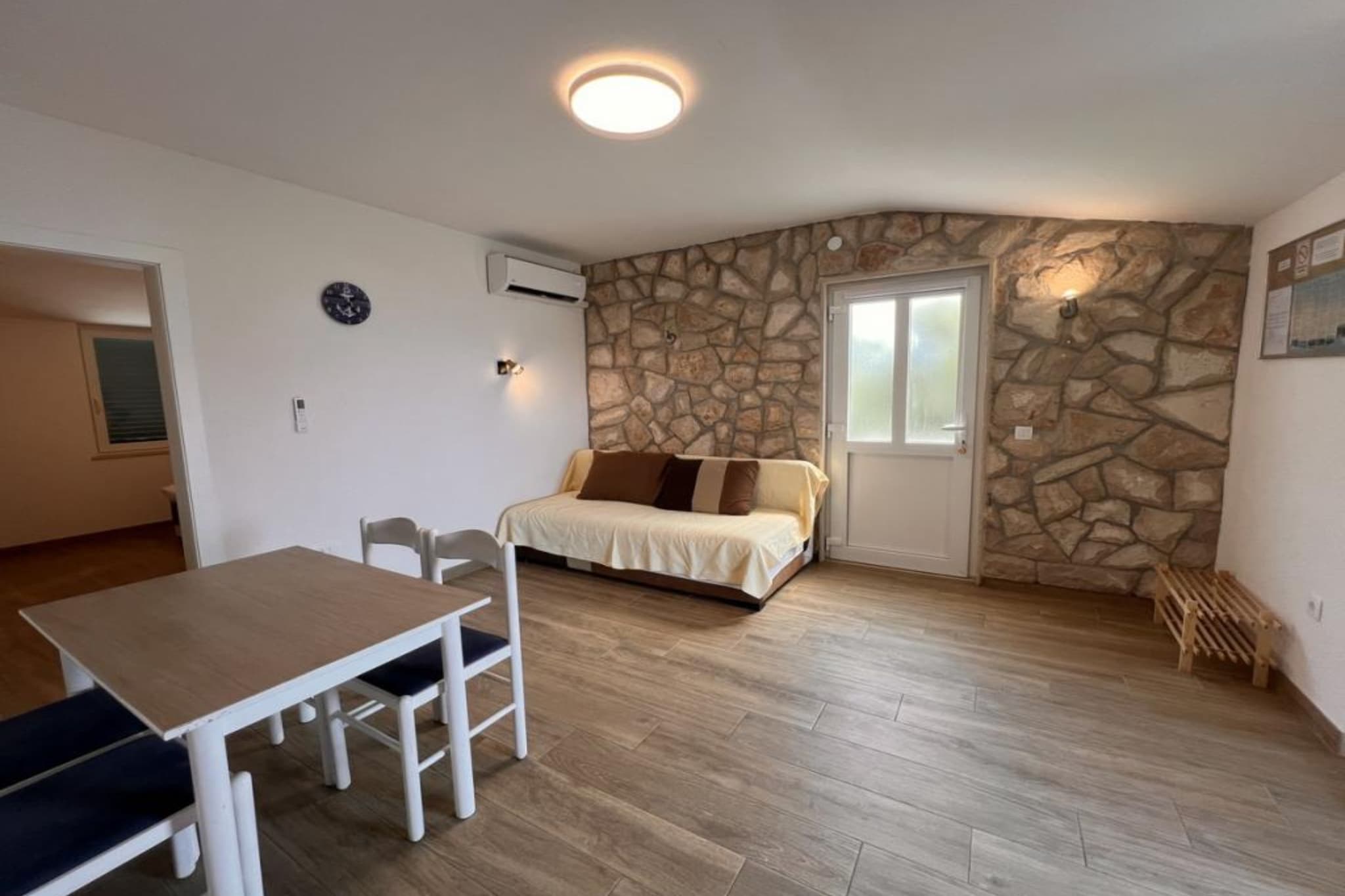 Apartments Vicelić - One bedroom apartment with sea view (3)