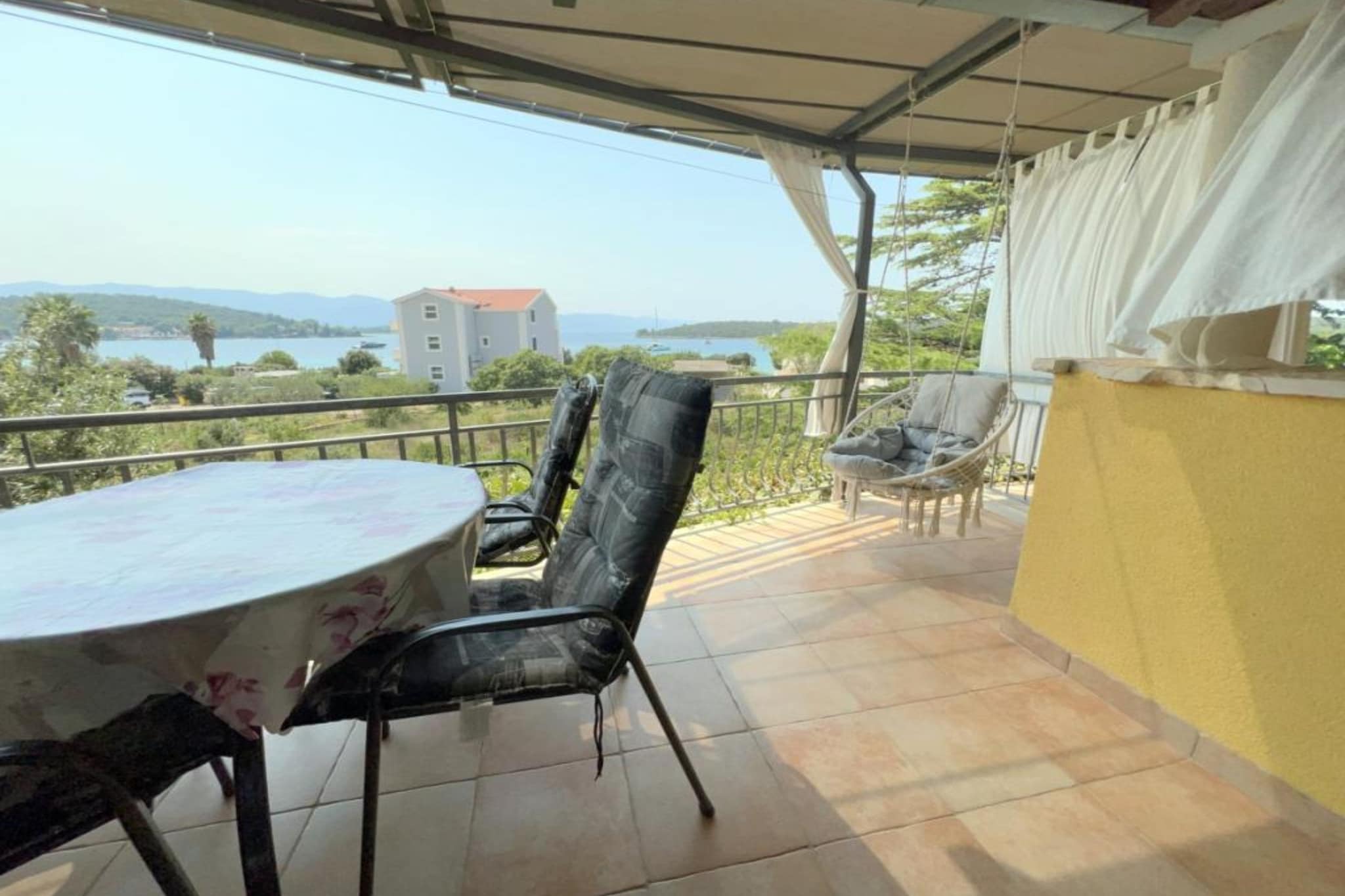 Apartments Vicelić - One bedroom apartment with sea view (3) - Terrasbalkon