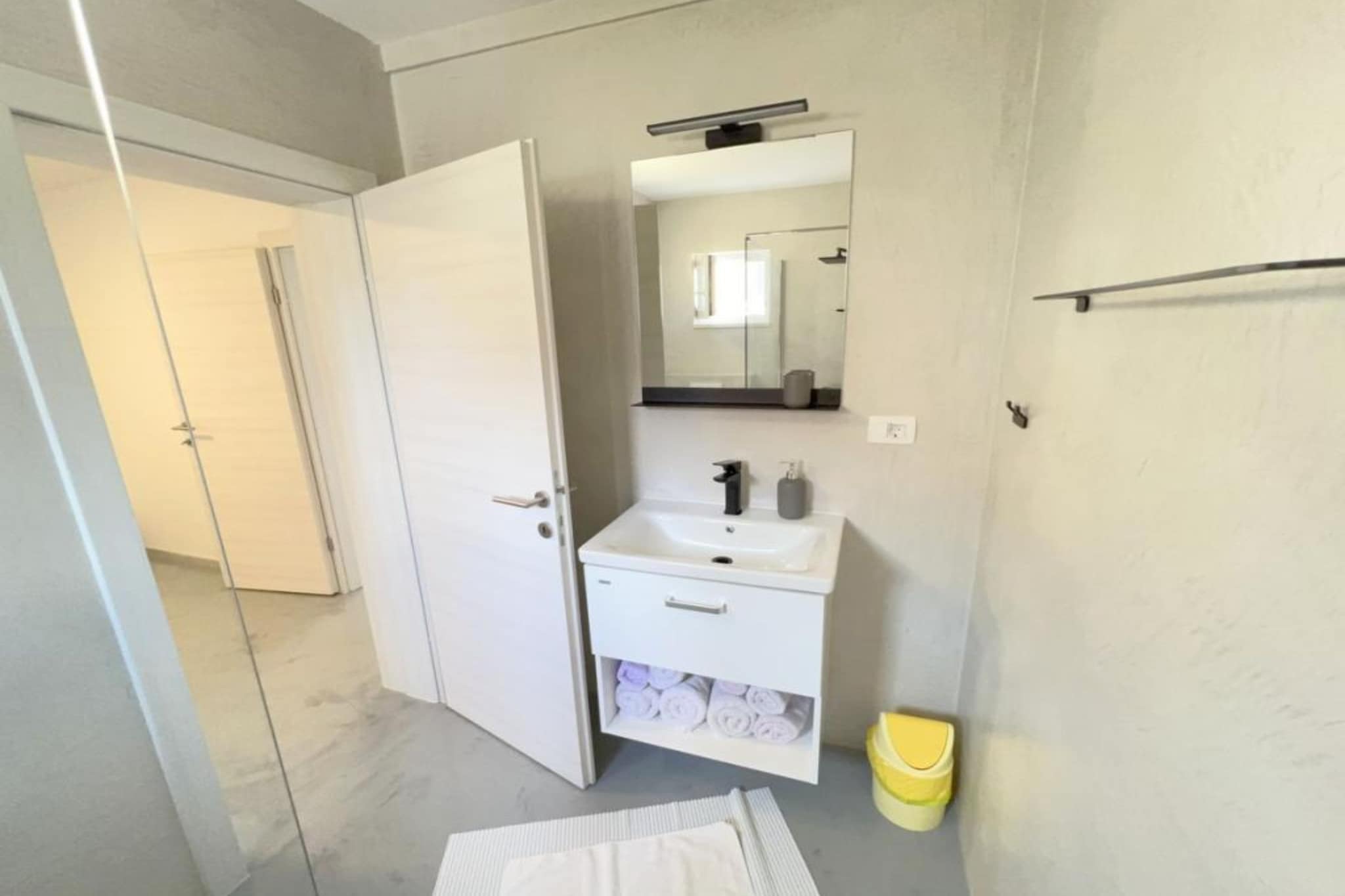 Apartments Vicelić - One bedroom apartment with sea view (1) - Badkamer