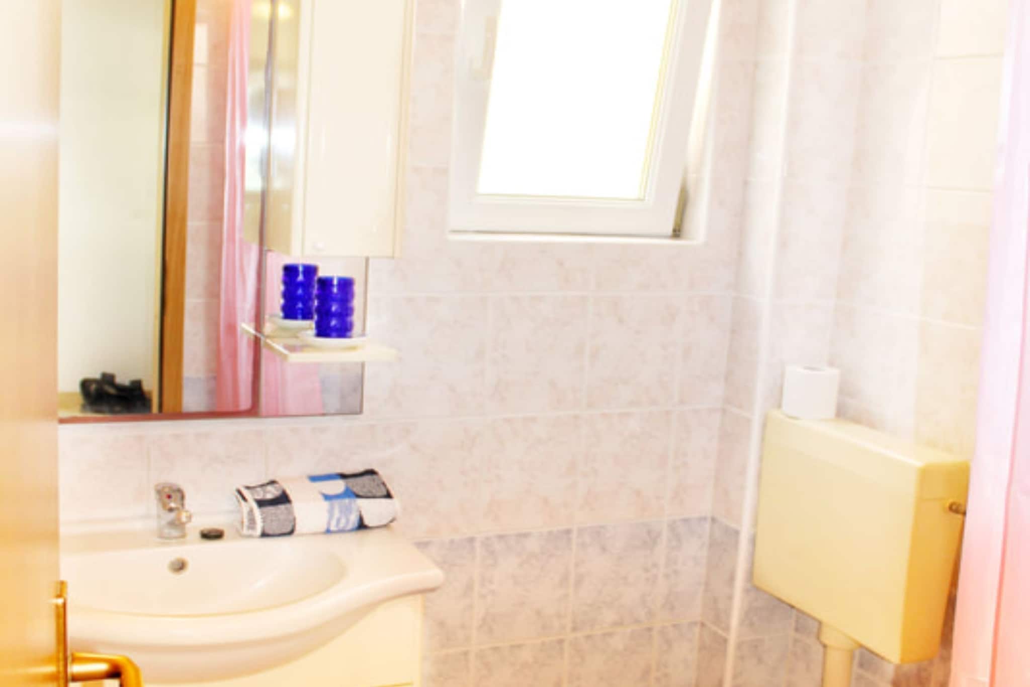 Villa Maslina-Olive two bedroom apartment with balcony and sea view Igraine - Salle de bain