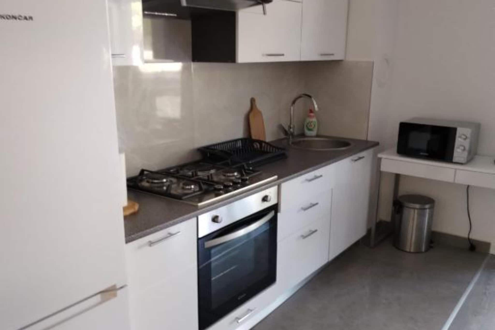 Comfort Apartments Orma - Classic One Bedroom Apartment with Terrace - Keuken