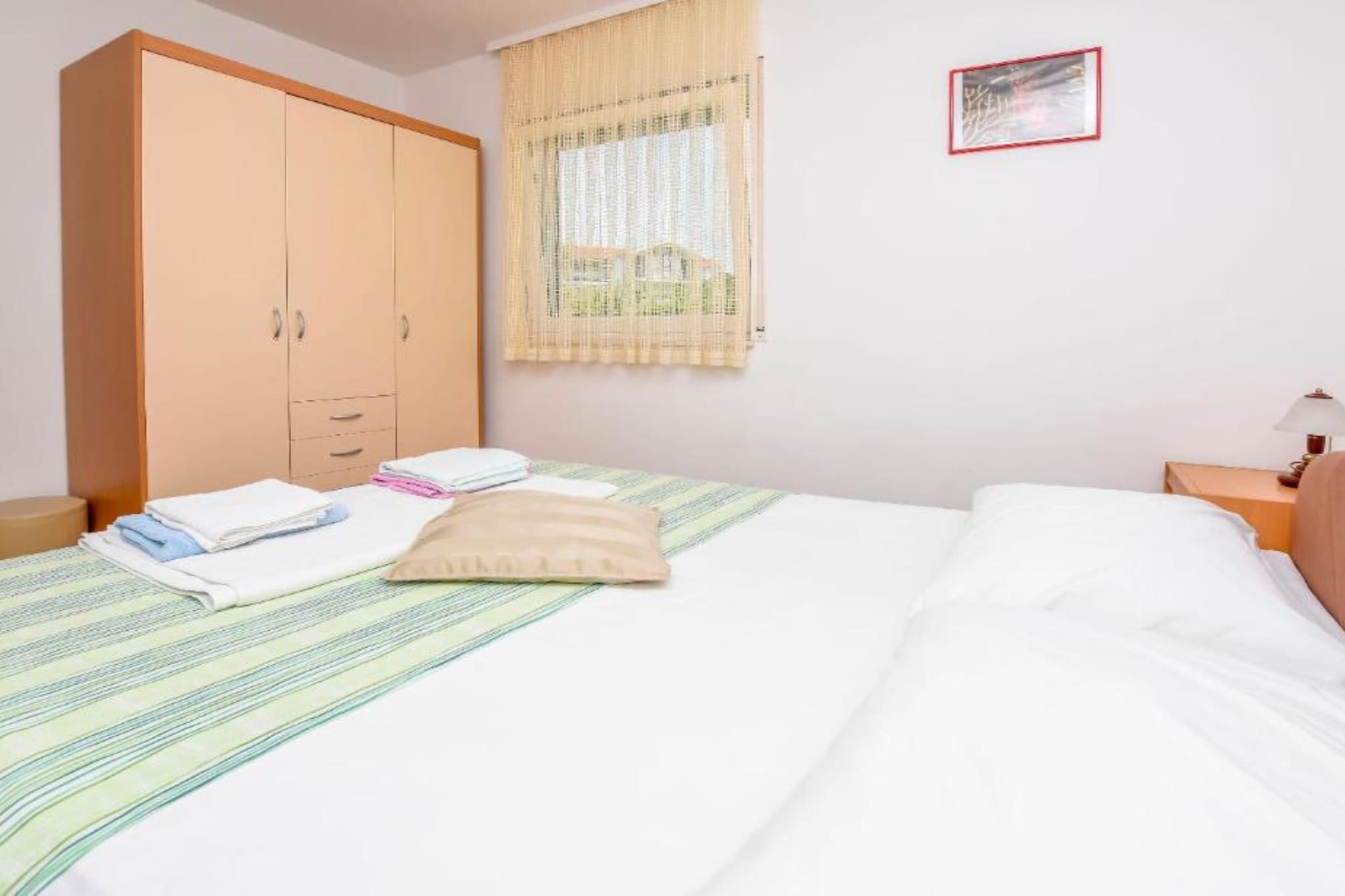 Aurel Suites- One Bedroom Apartment with Balcony - Chambre