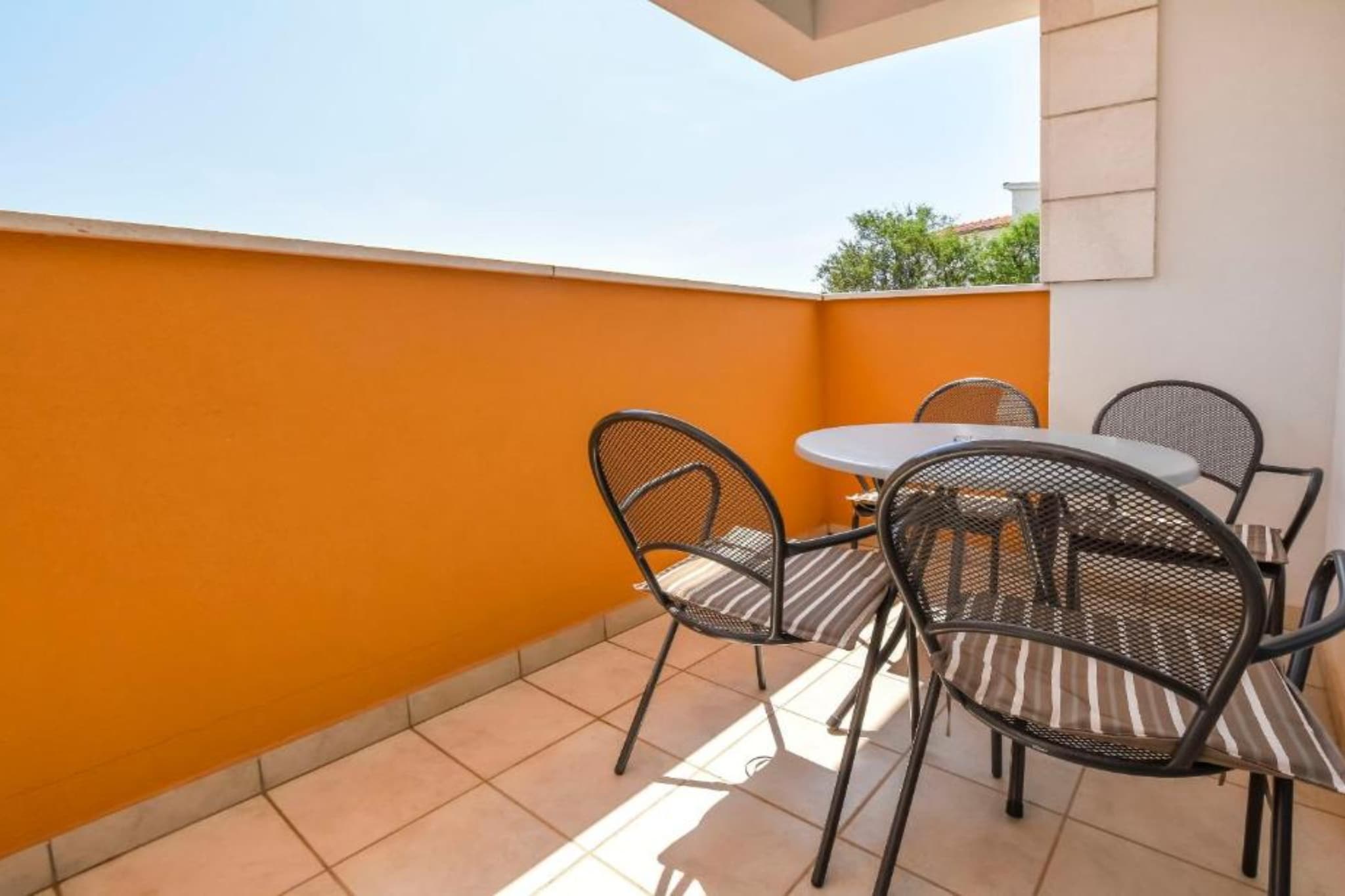 Aurel Suites-Two Bedroom Apartment  with Balcony - Terrasse / balcon
