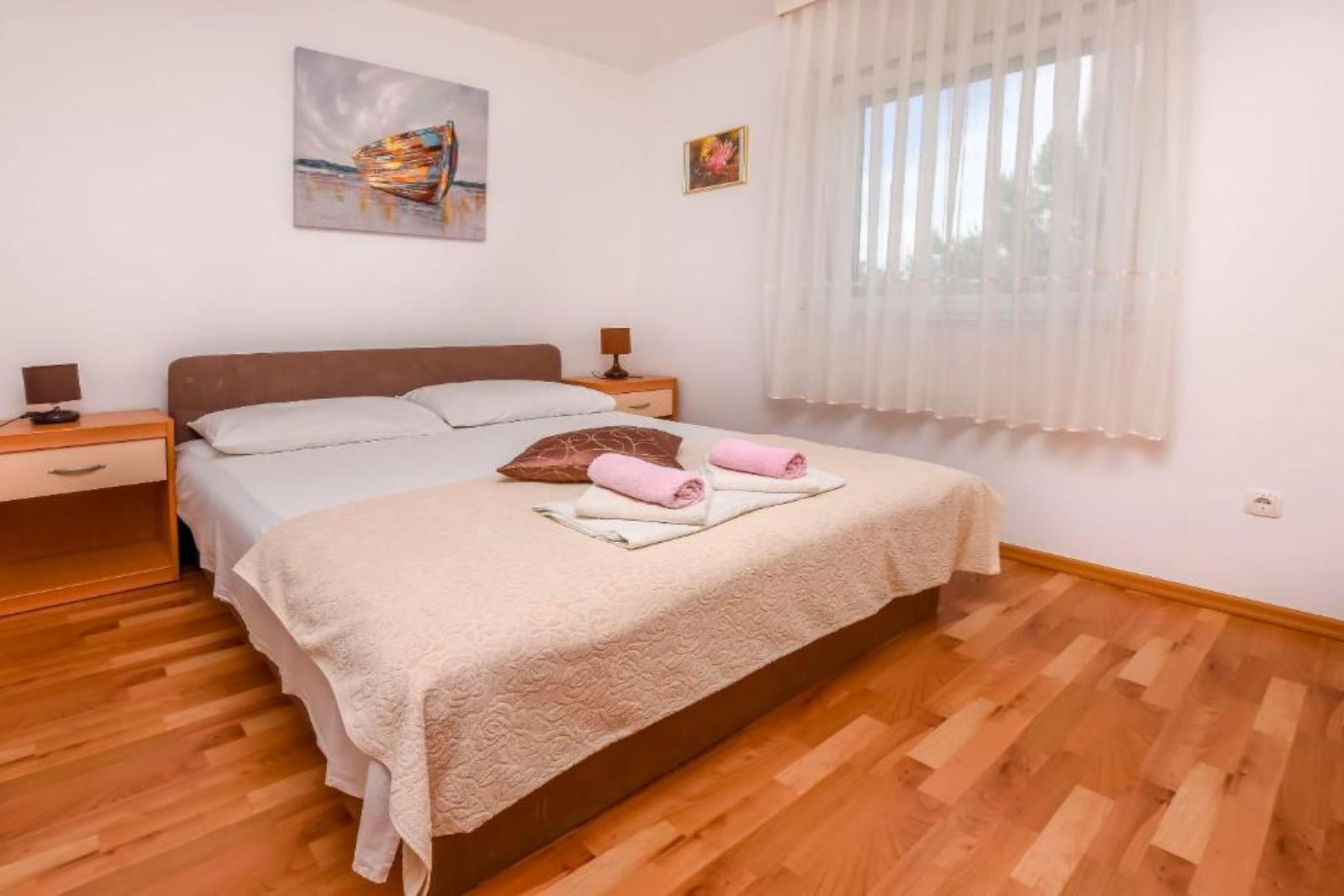 Aurel Suites-Two Bedroom Apartment  with Balcony