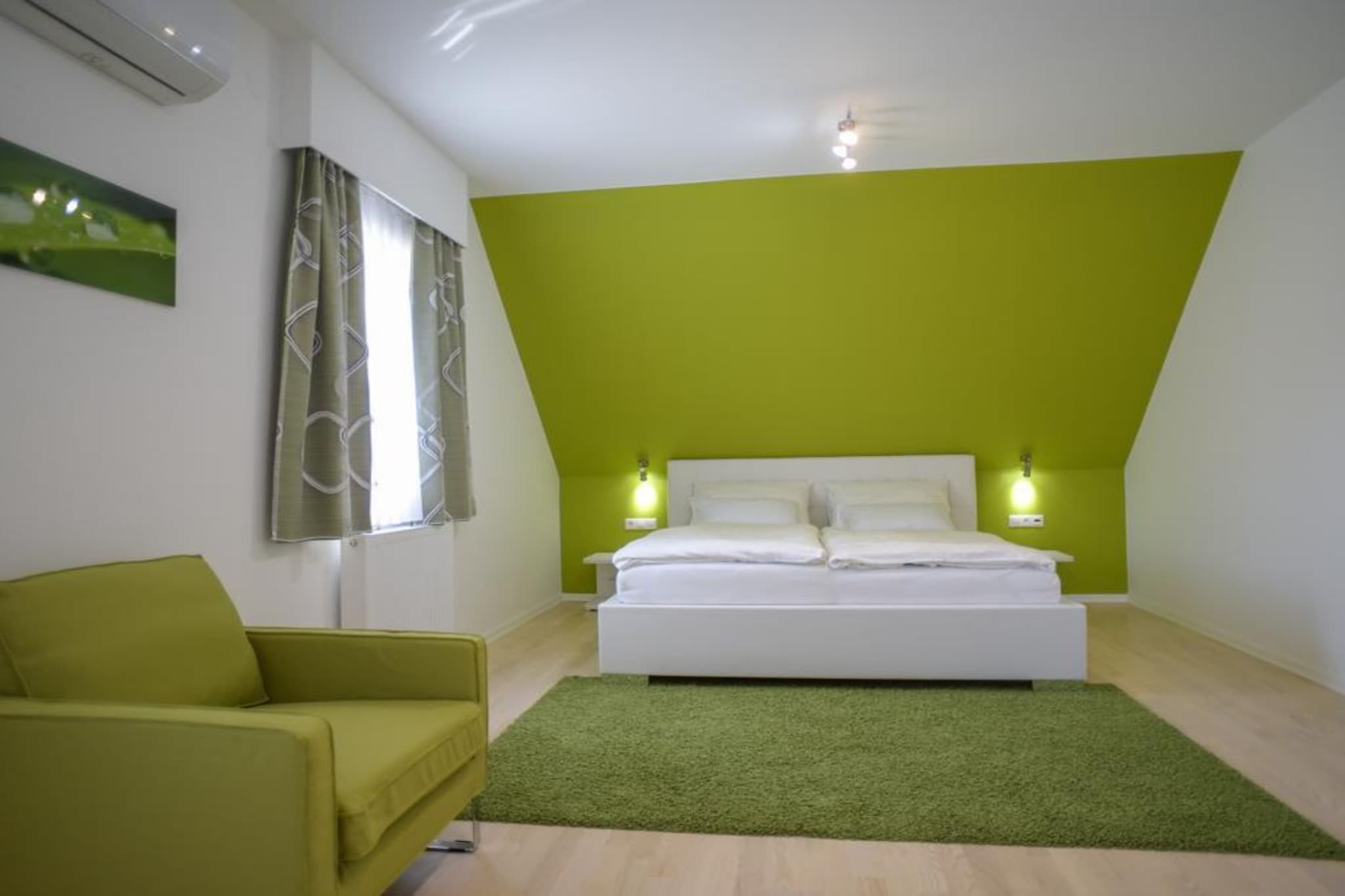 Villa Lika Annex - Double Room 5  (small room) - Slaapkamer