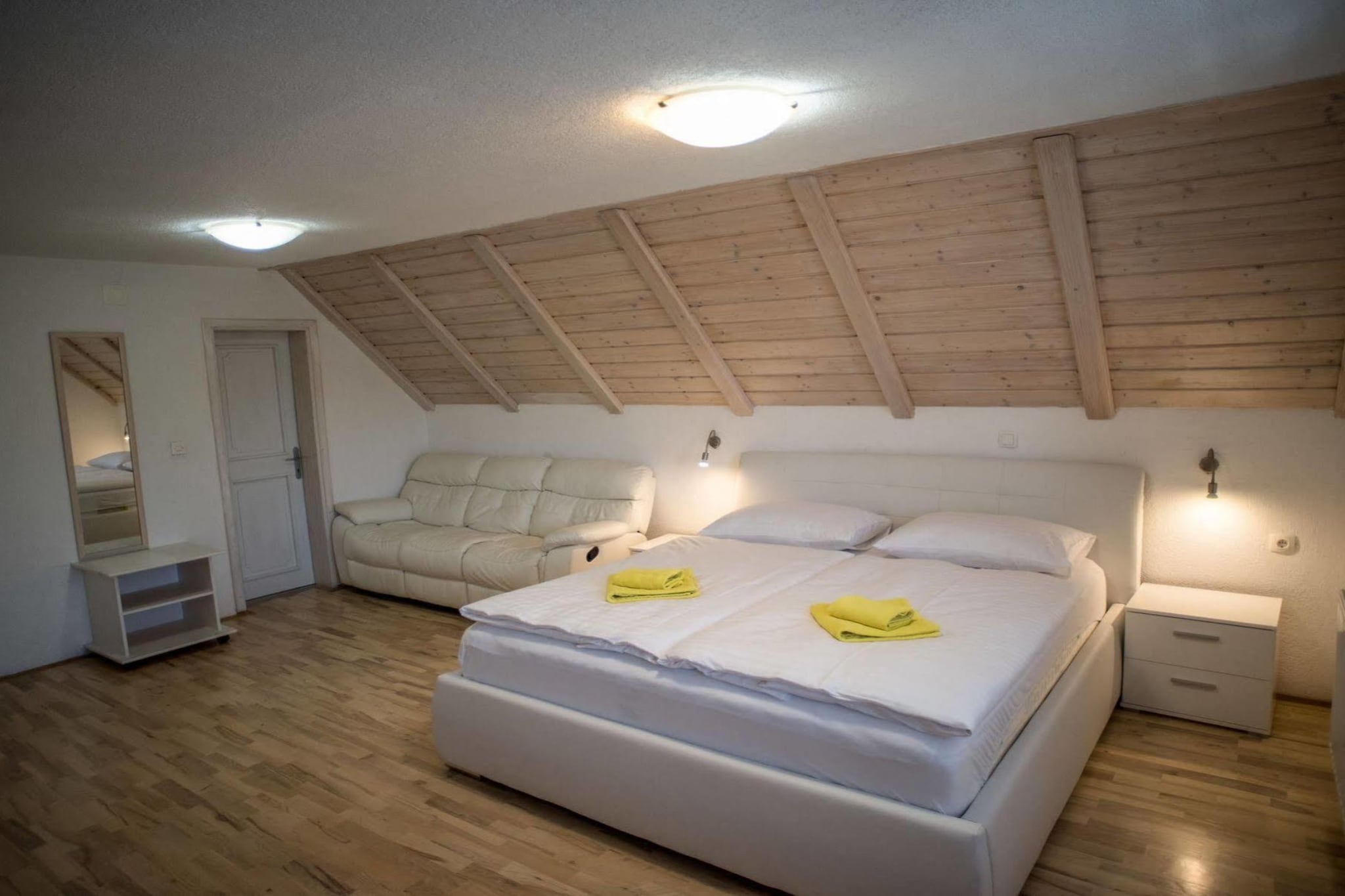 Villa Lika Annex - Double Room 5 (small room)