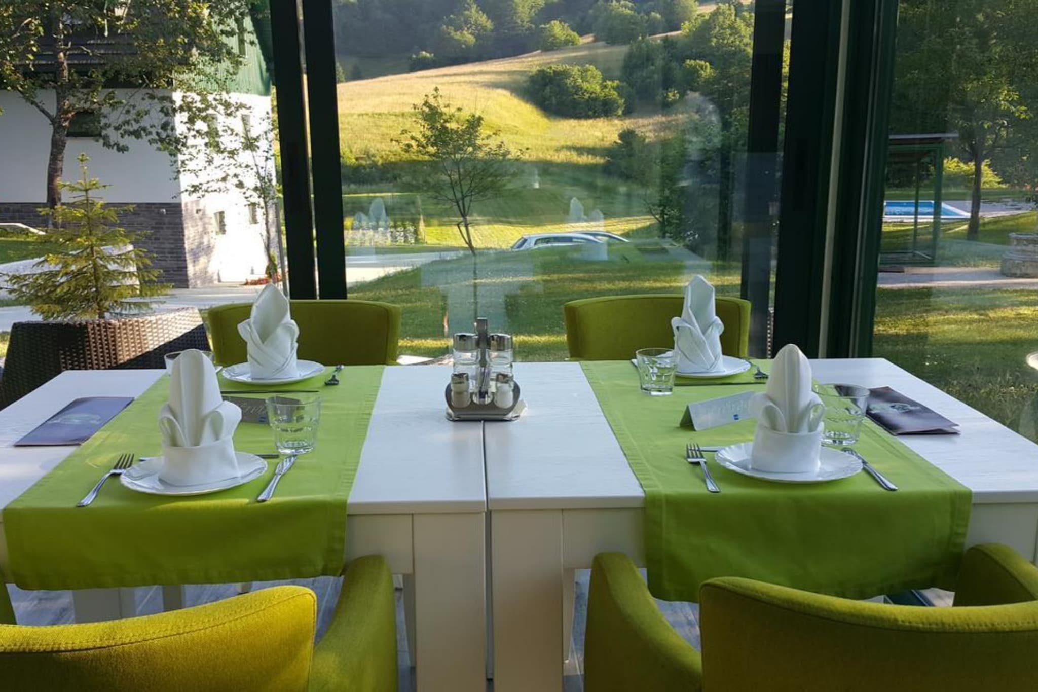 Villa Lika Annex - Double Room 5  (small room) - Buitenlucht