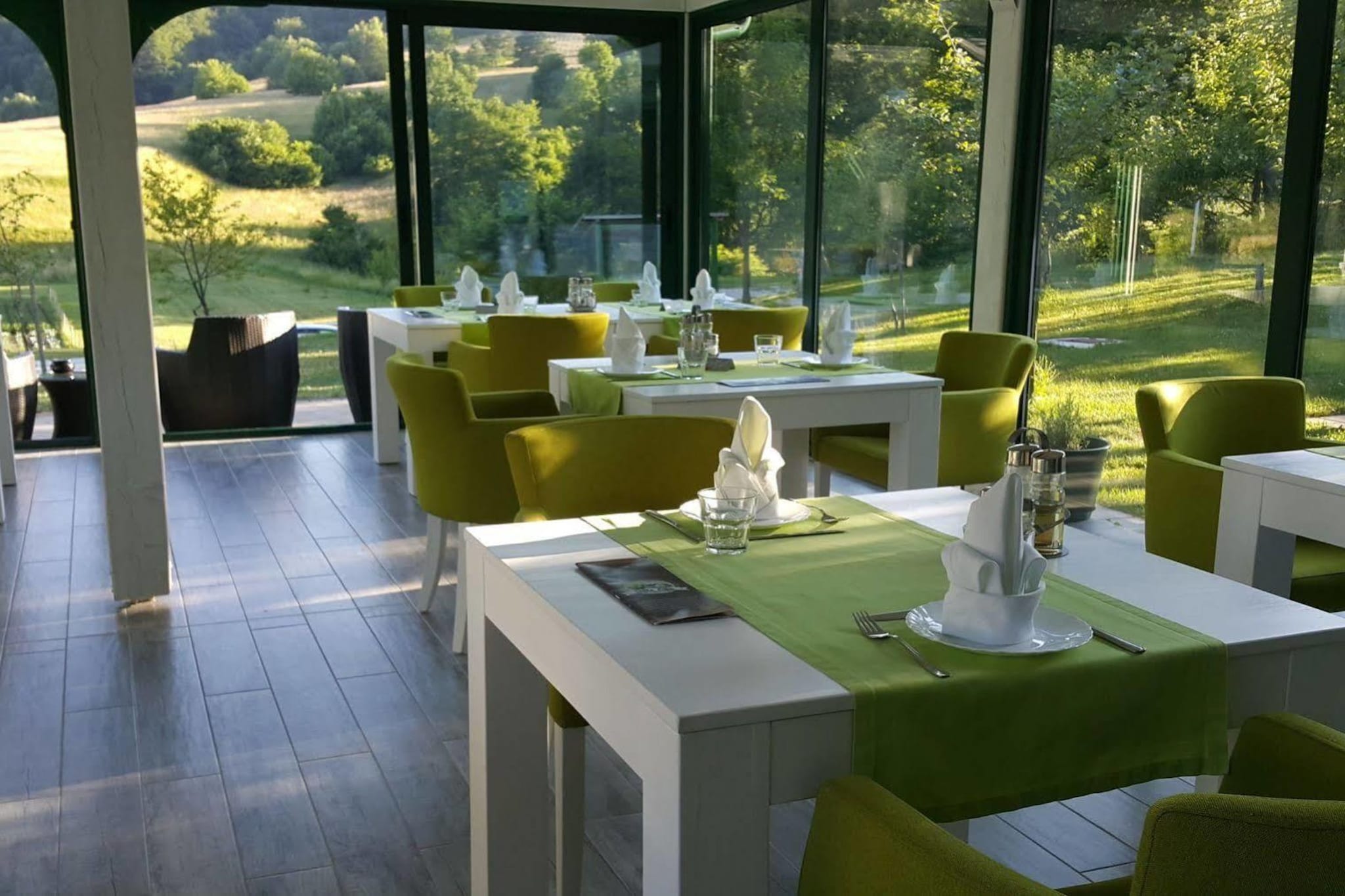 Villa Lika Annex - Double Room 5  (small room) - Buitenlucht