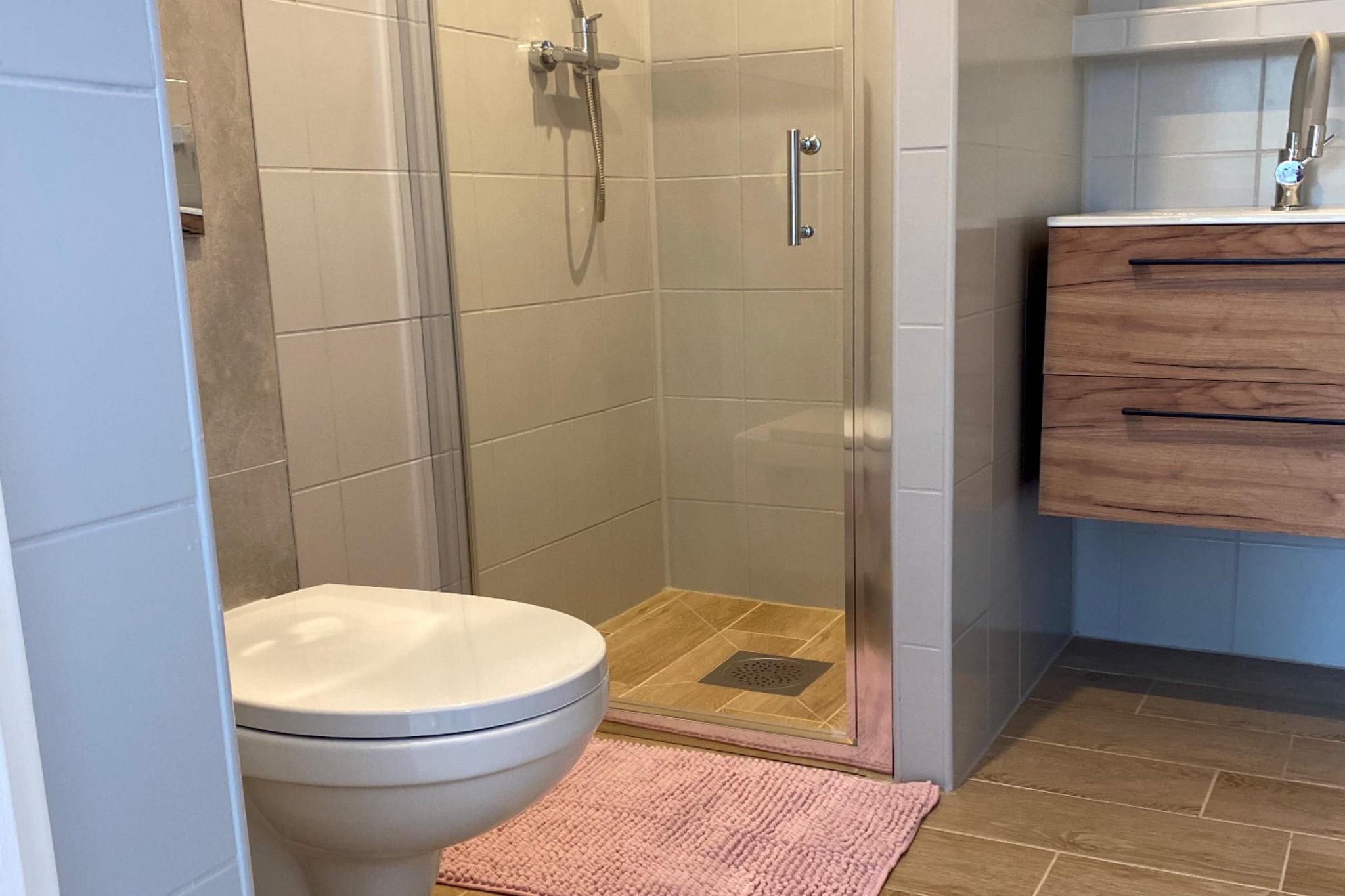 Apartament 20m2 dla 3 osób Sarbinowo - Badkamer