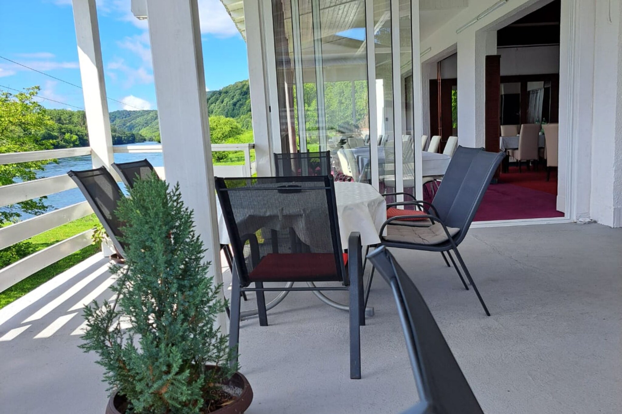 Room Đenadija - Double room  with river view 7 - Terrace