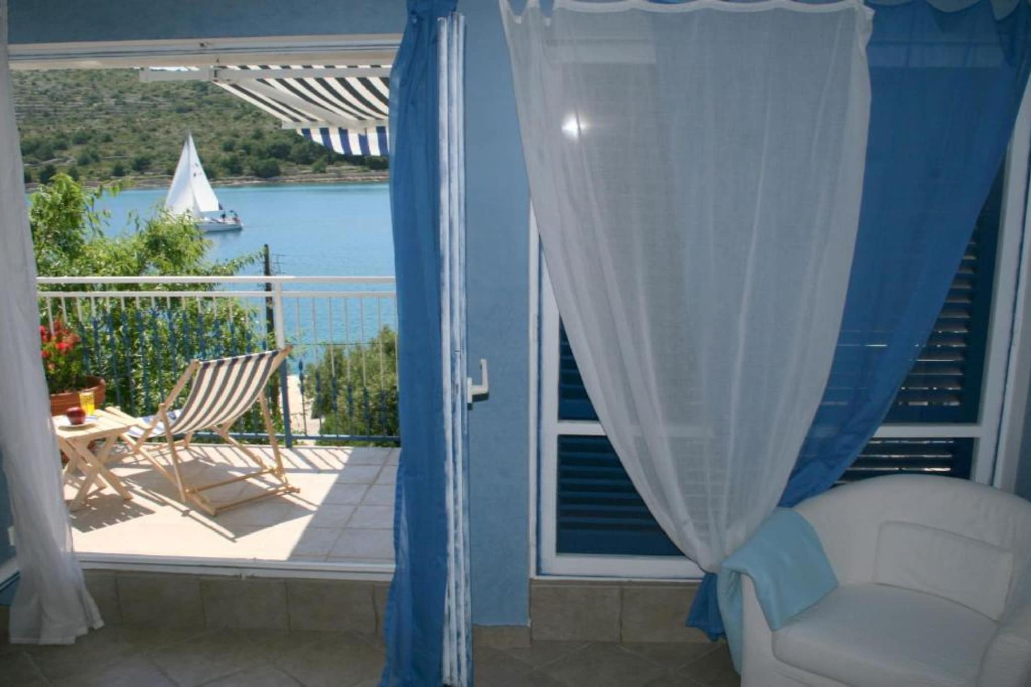 Apartments Mediterraneo Blues - Two bedroom apartment with sea view (Lavanda)