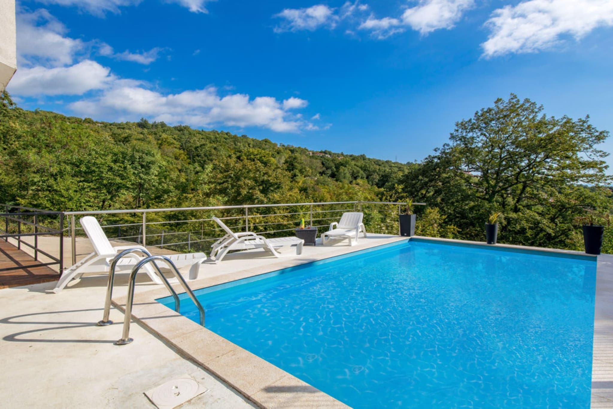 Holiday Home Nikas - Zwembad