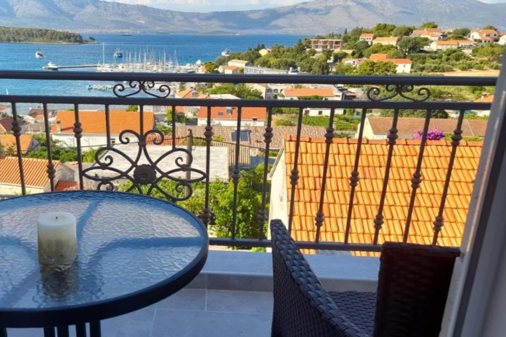 Comfort Apartments Lumbarda - Studio Apartment with SeaView - Terrasbalkon