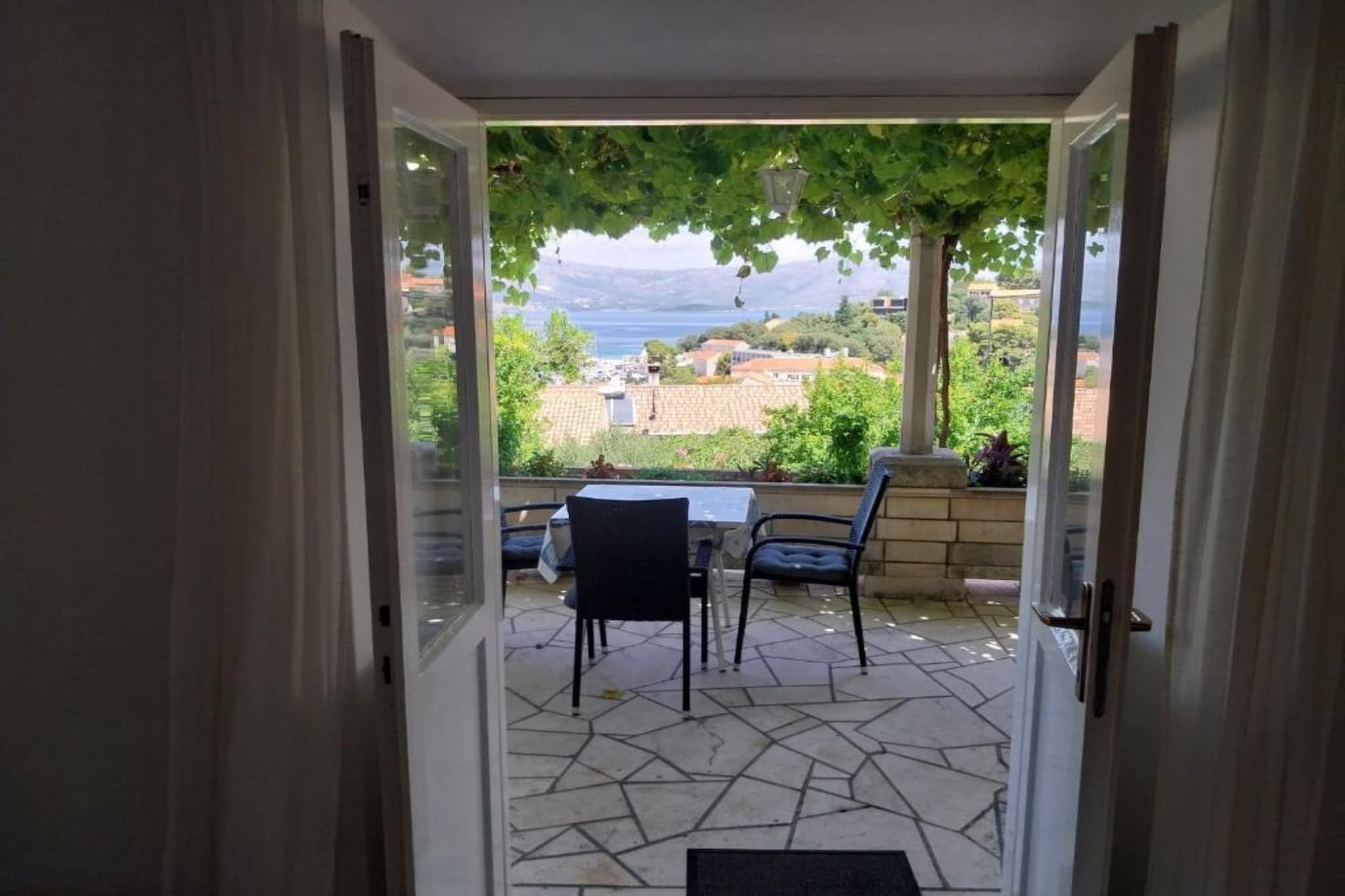Comfort Apartments Lumbarda - Studio Apartment with SeaView