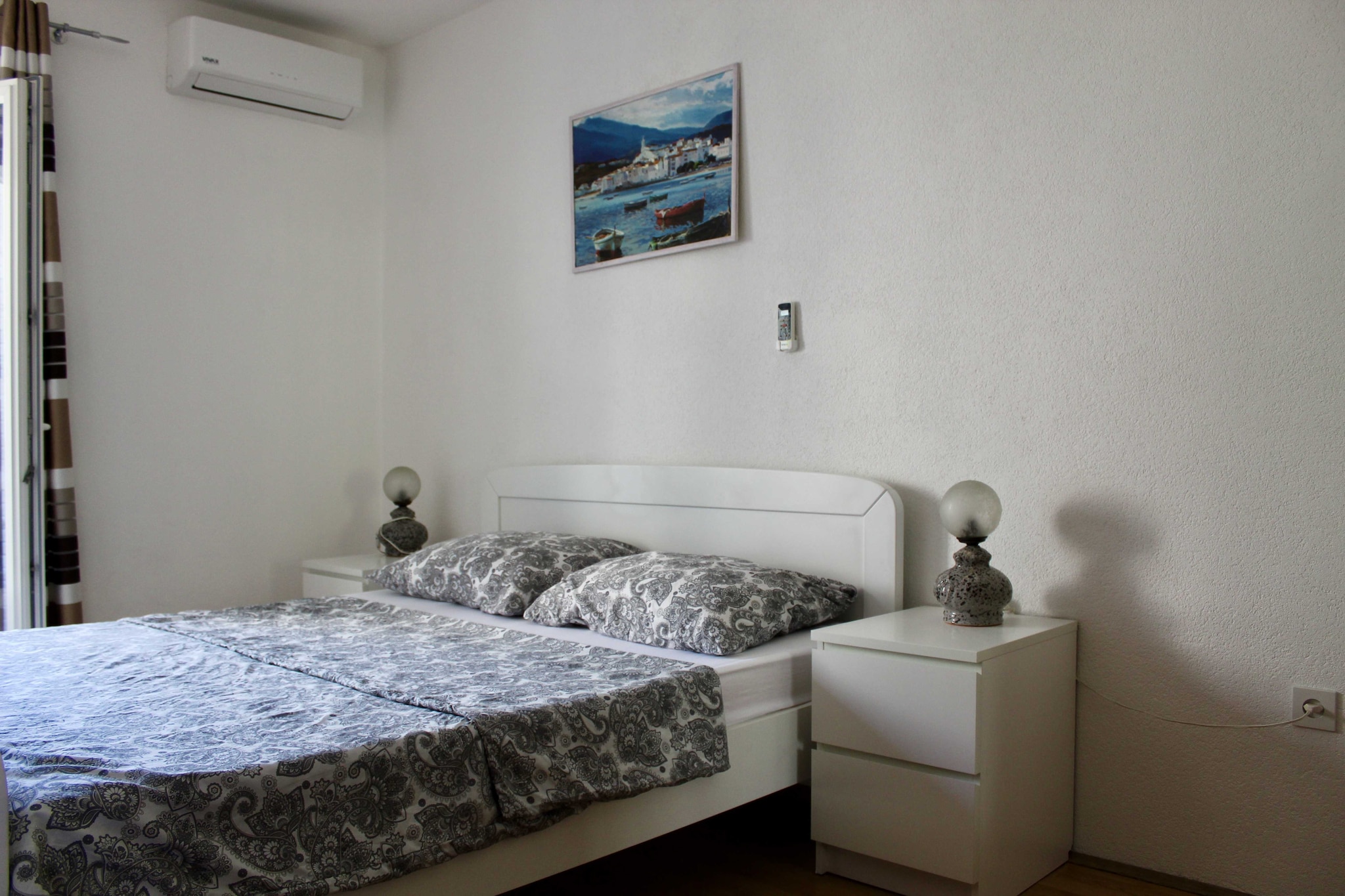 Apartments Jozo Baška Voda - One Bedroom Apartment with Balcony and Mountain View - Chambre