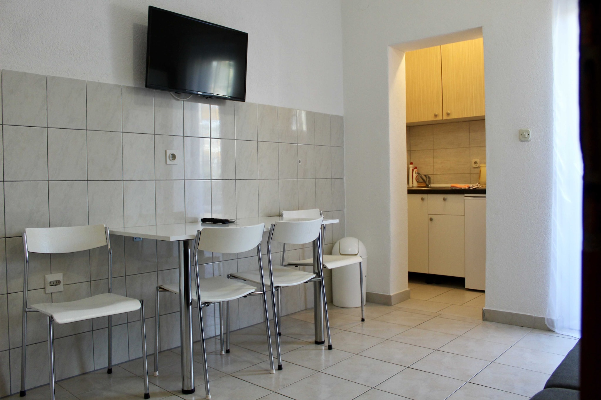 Apartments Jozo Baška Voda - Comfort One Bedroom Apartment with Balcony and Mountain View - Salon