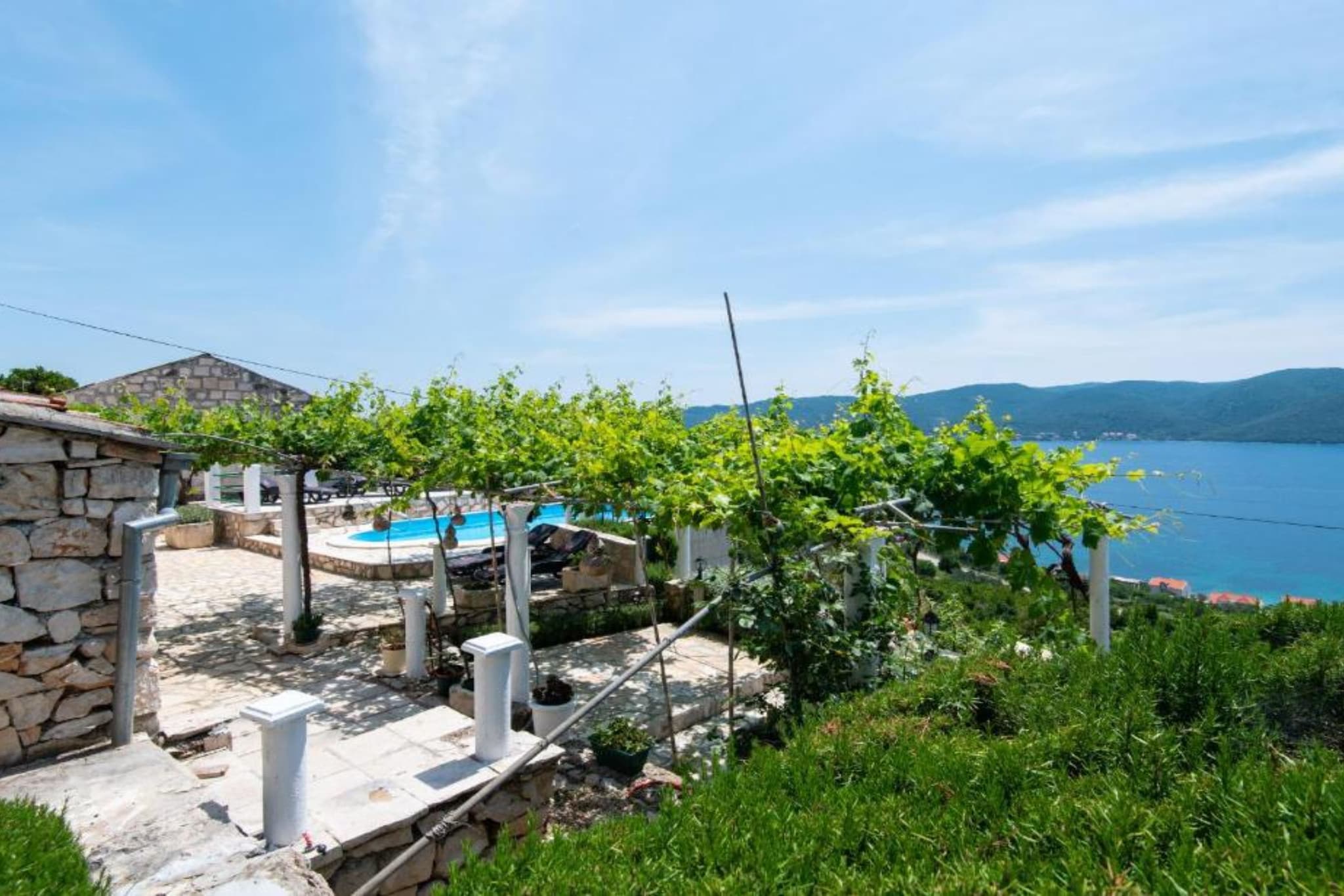 Beautiful Villa Anita - Four Bedroom Villa with Outdoor Swimming Pool