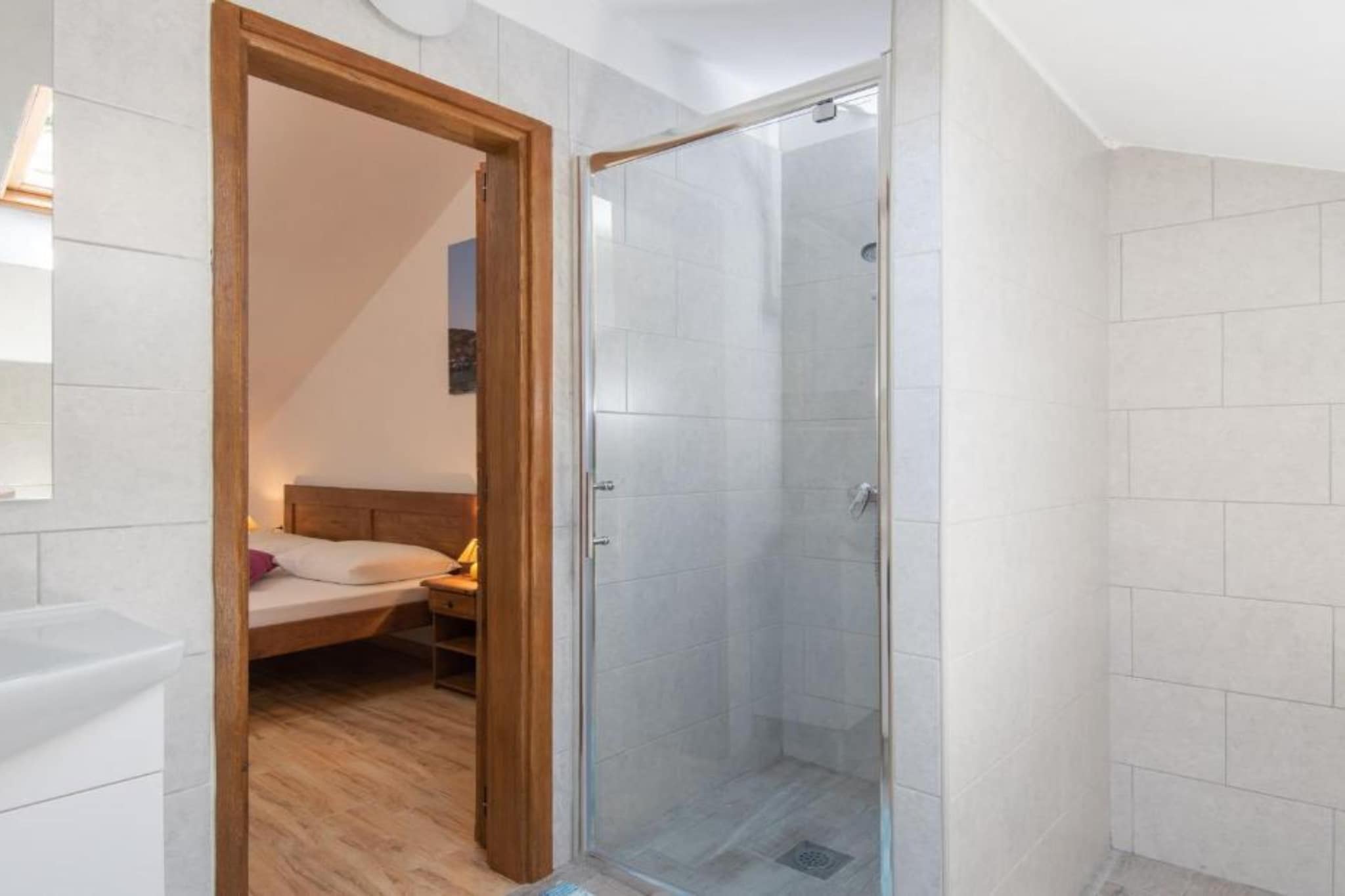 Beautiful Villa Anita - Four Bedroom Villa with Outdoor Swimming Pool - Badkamer