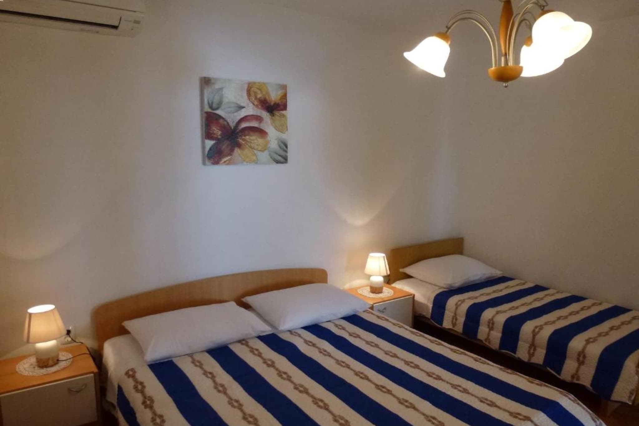Seaview Family Apartment with Grand Terrace -Three Bedroom Apartment