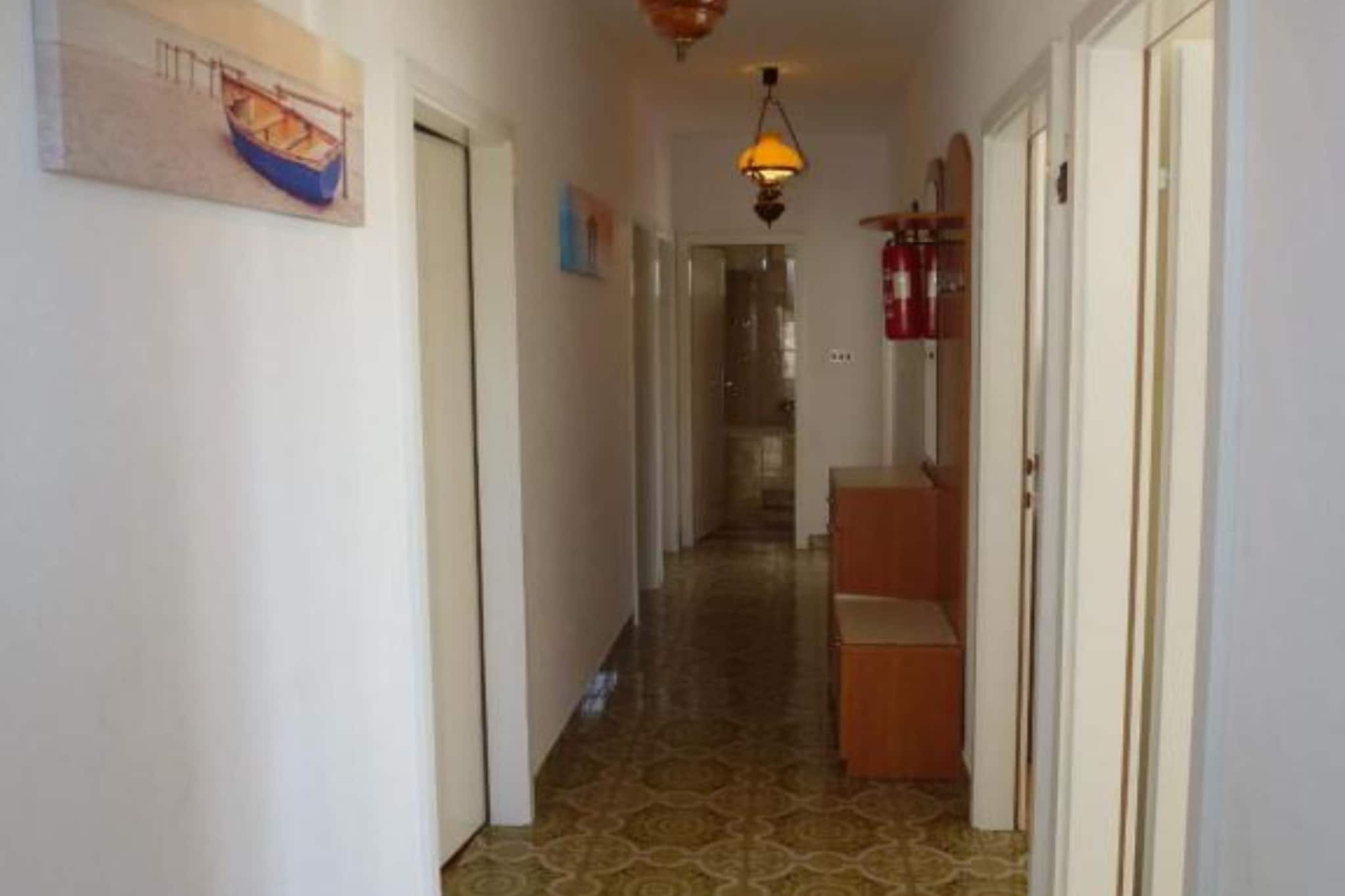 Seaview Family Apartment with Grand Terrace -Three Bedroom Apartment