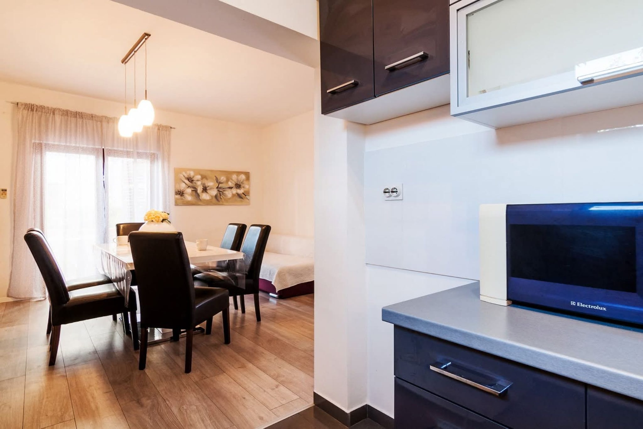 Angelo's Apartments  - Two Bedroom Apartment  with Balcony (Laura)