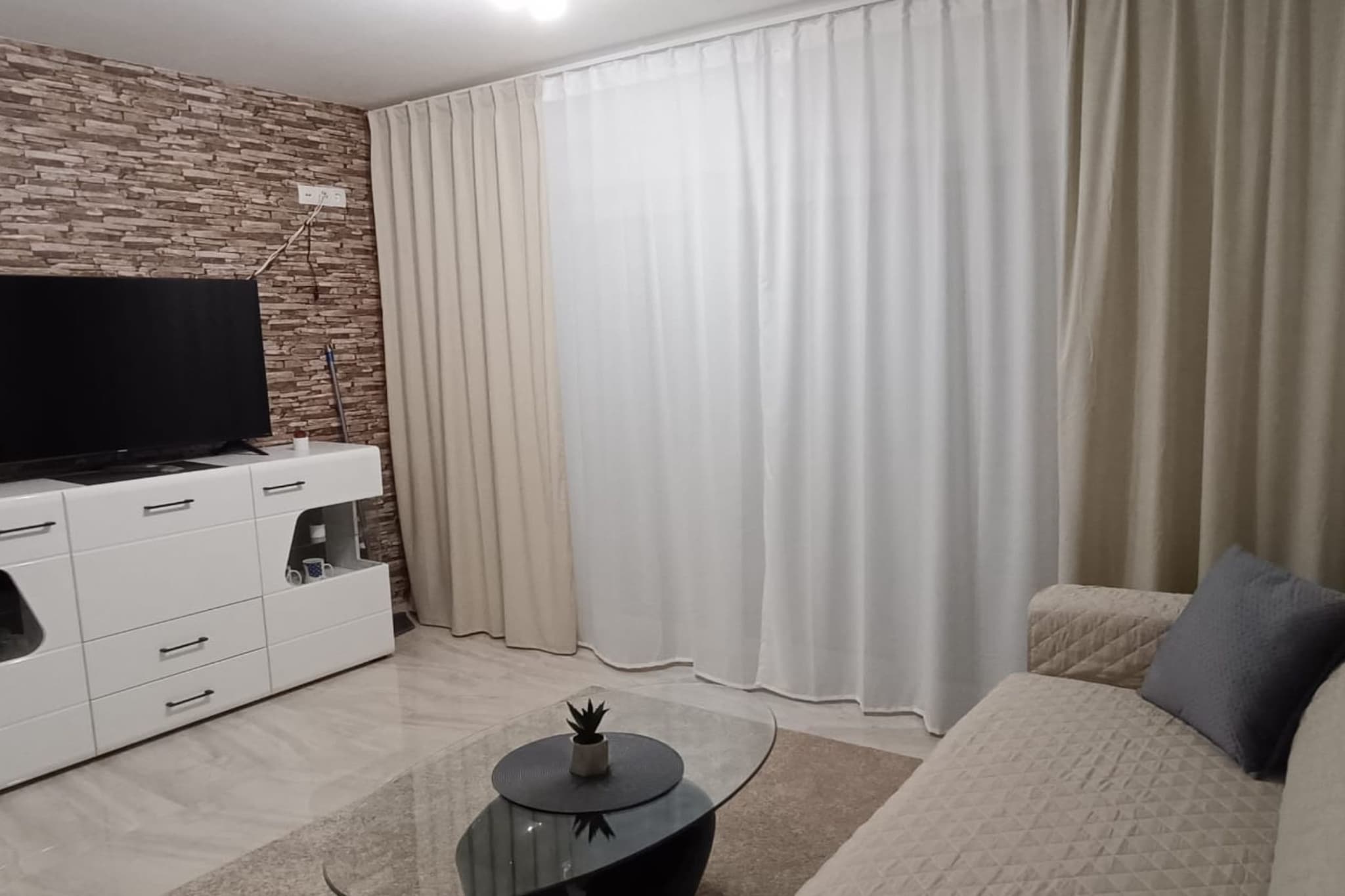 Dalmatia Apartments- Studio Apartment with Balcony  and Sea View 4a