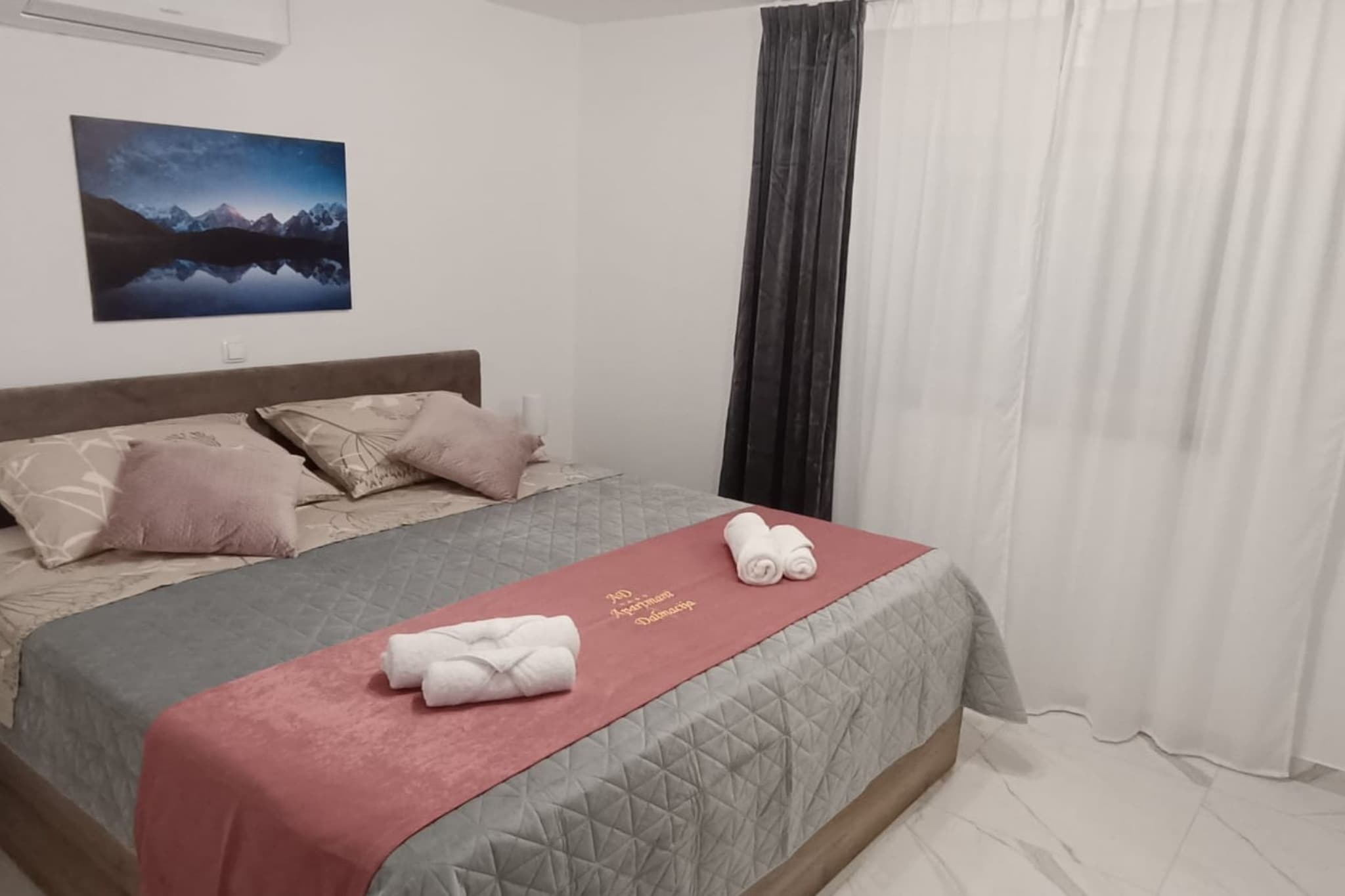 Dalmatia Apartments - One Bedroom apartment with Balcony and Sea View 4 - Slaapkamer