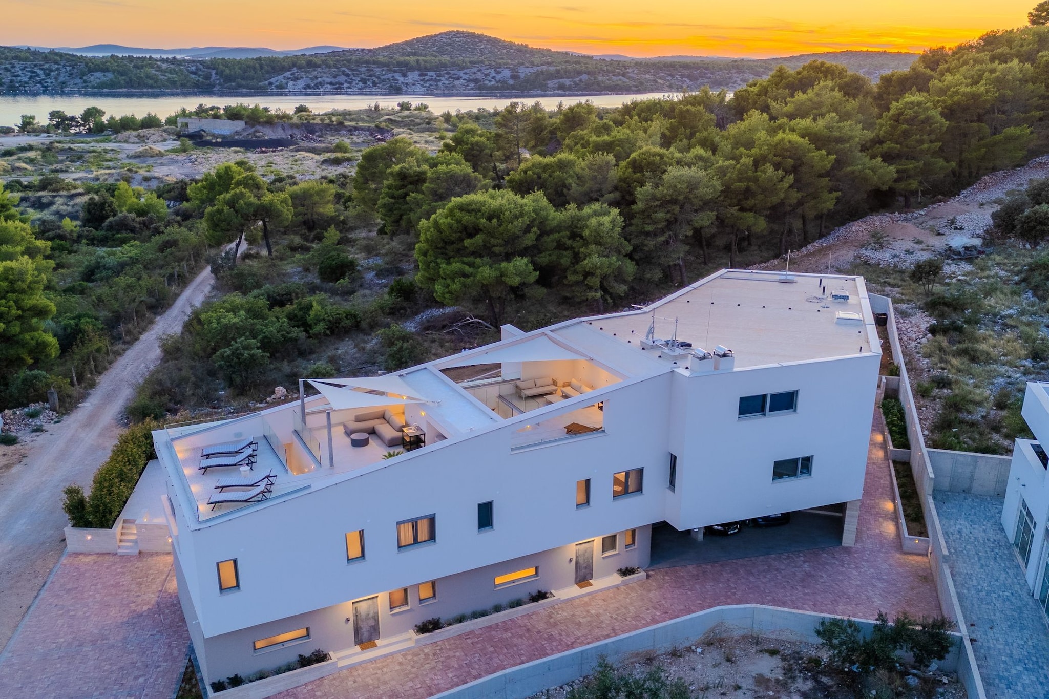 Villa Nexia with pool - Buitenlucht