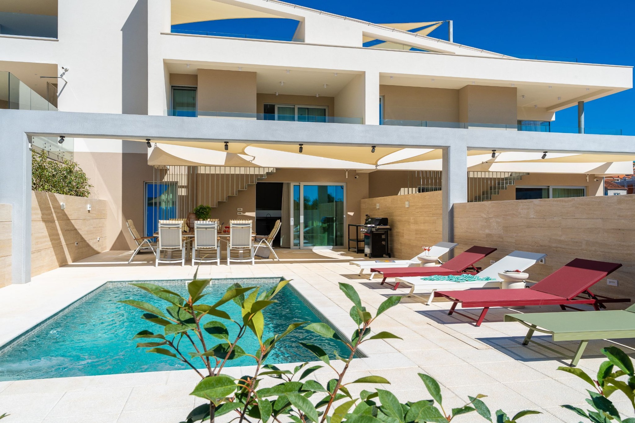 Villa Nexia with pool - Buitenlucht