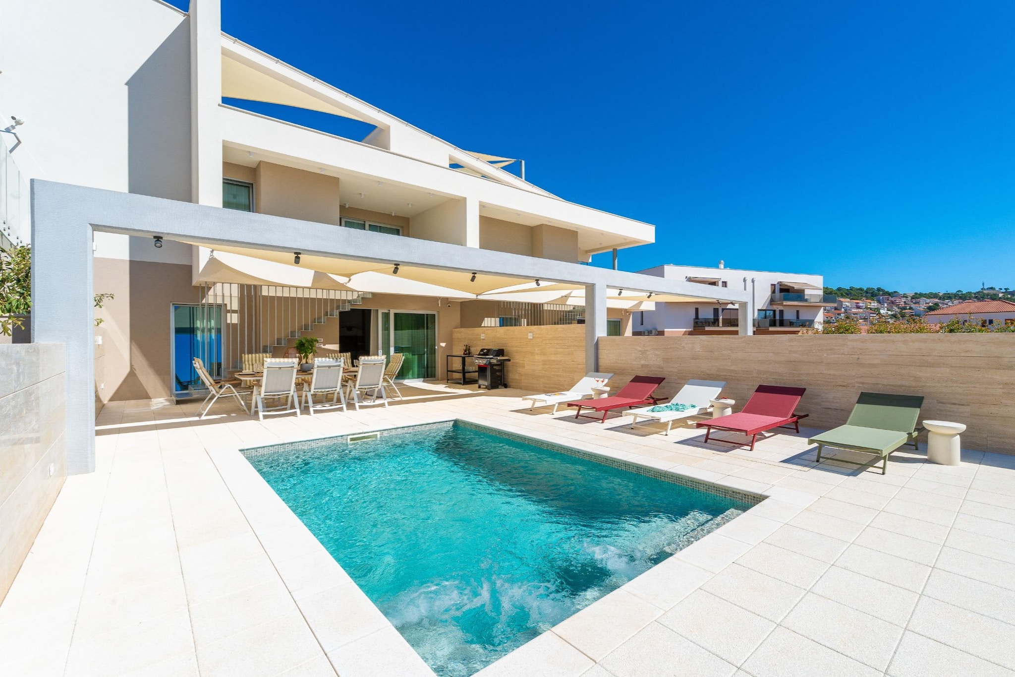 Villa Nexia with pool - Buitenlucht