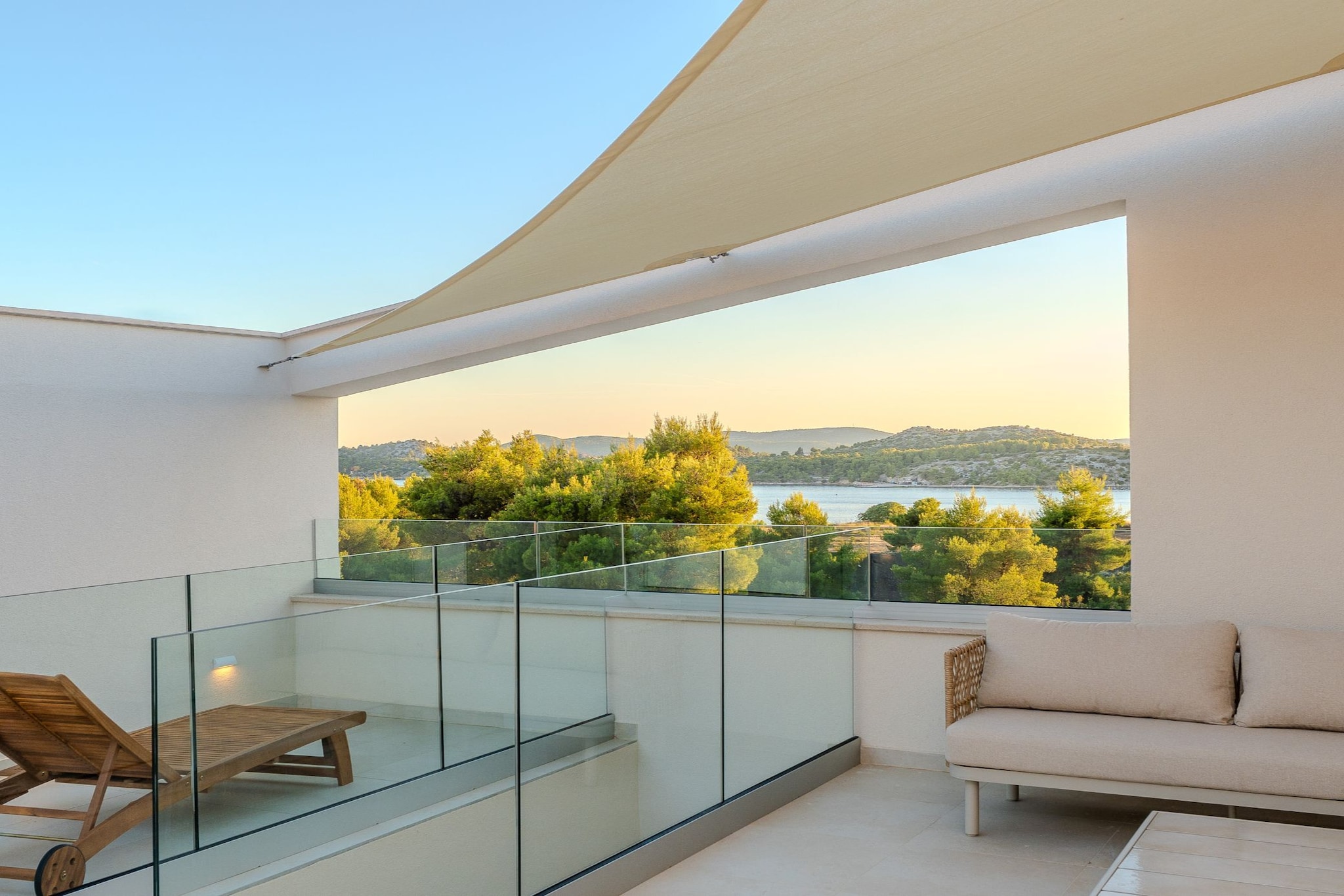 Villa Nexia with pool - Buitenlucht