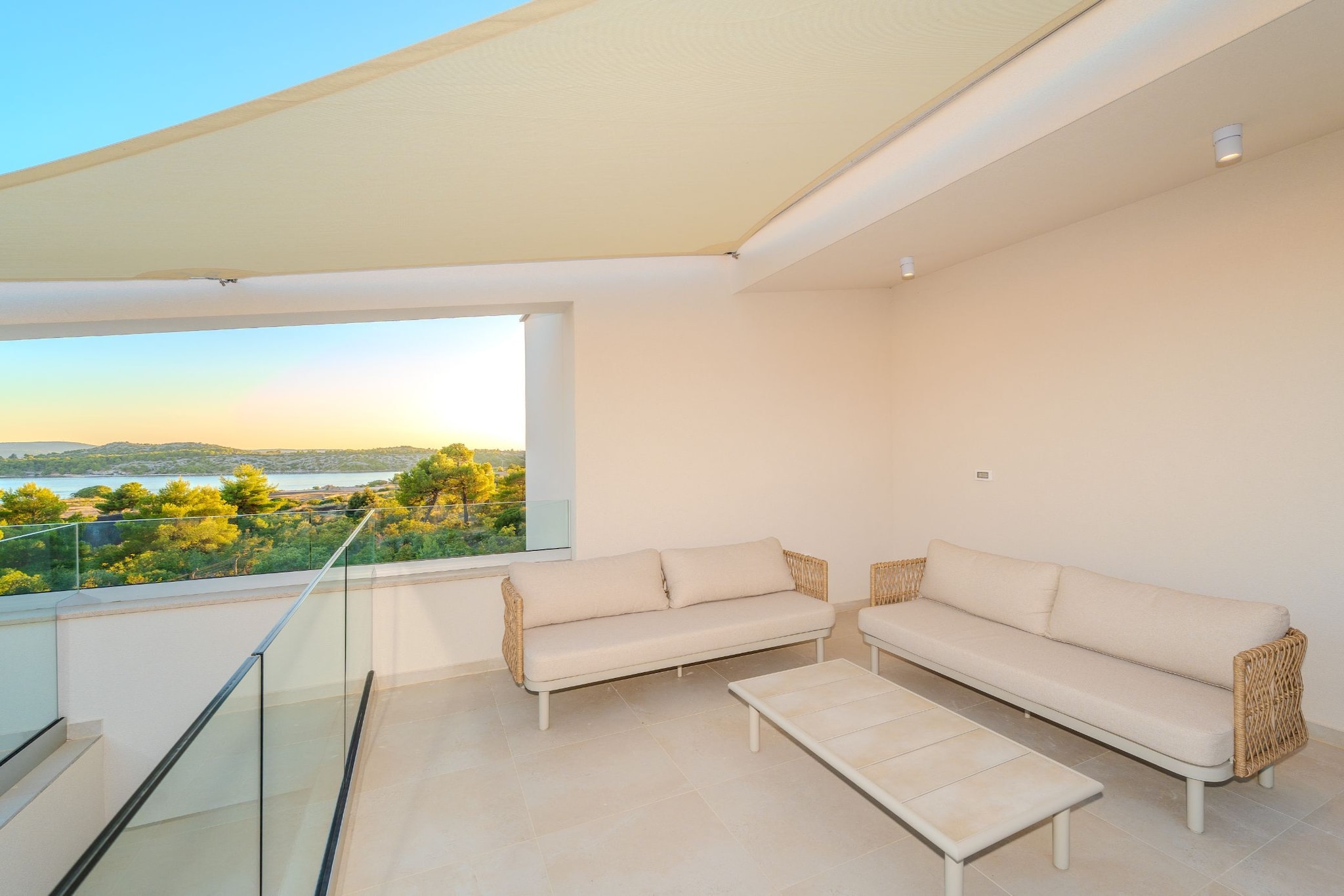 Villa Nexia with pool - Buitenlucht