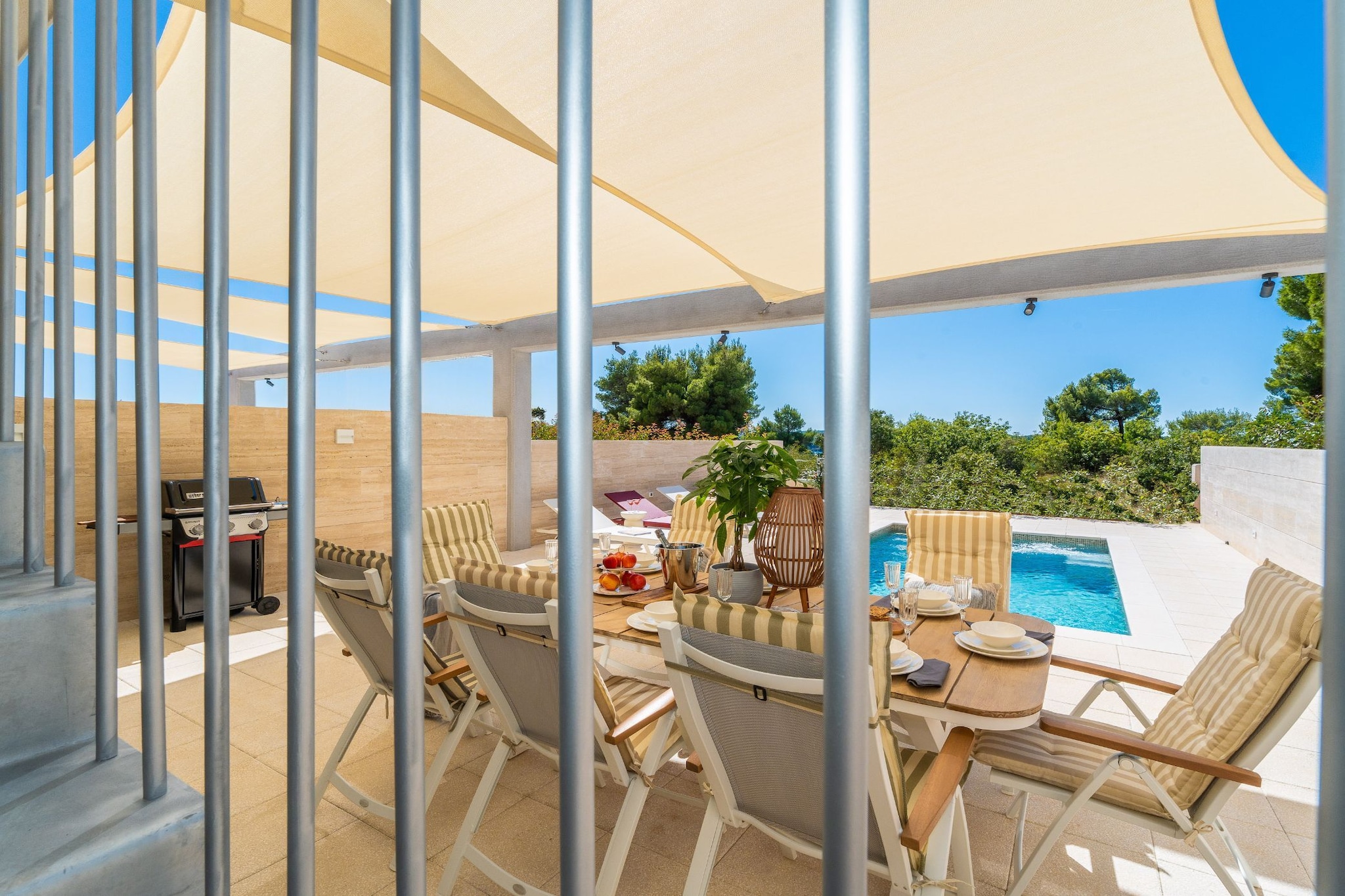 Villa Nexia with pool - Buitenlucht