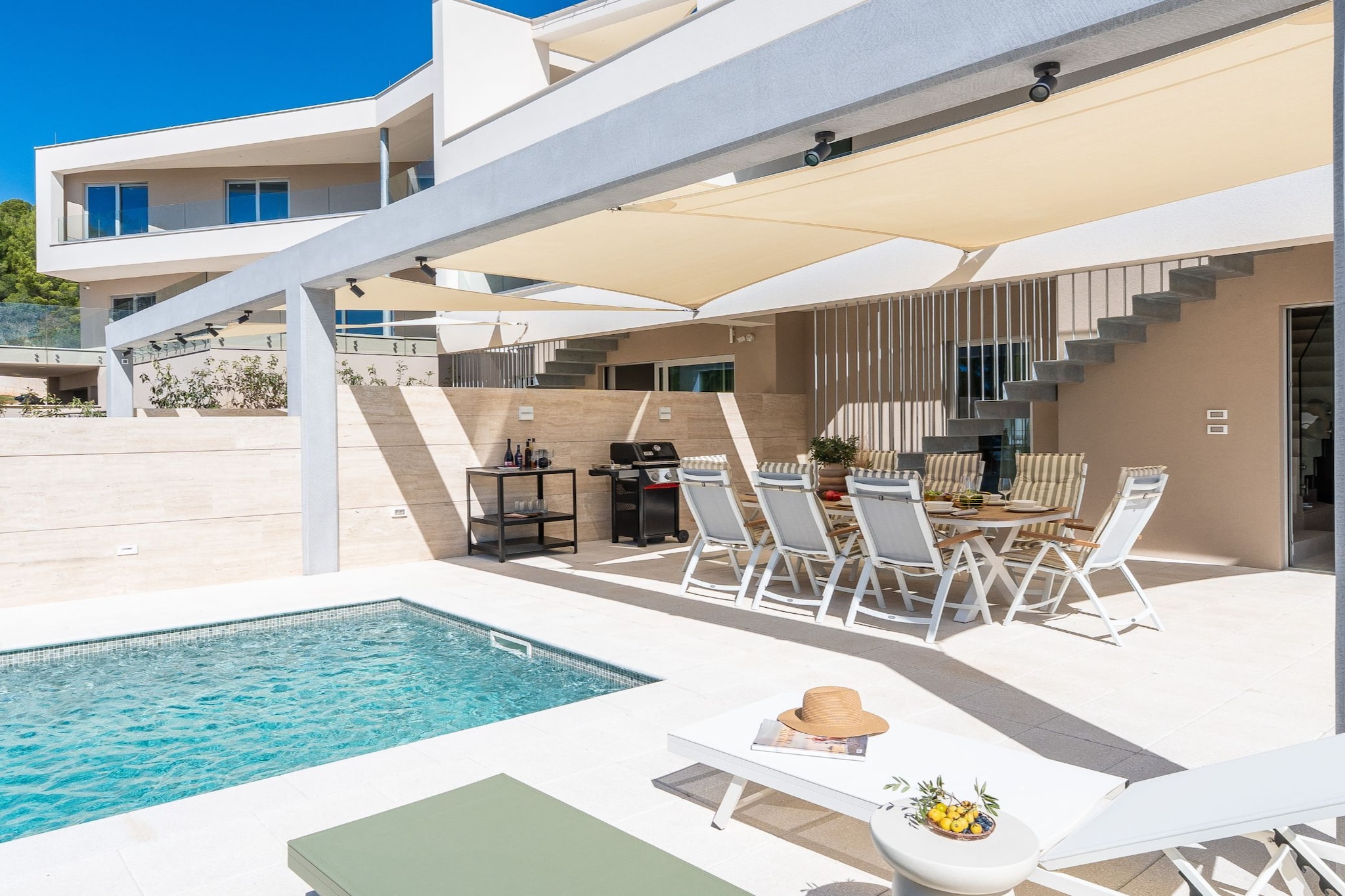 Villa Axia with pool - Piscine