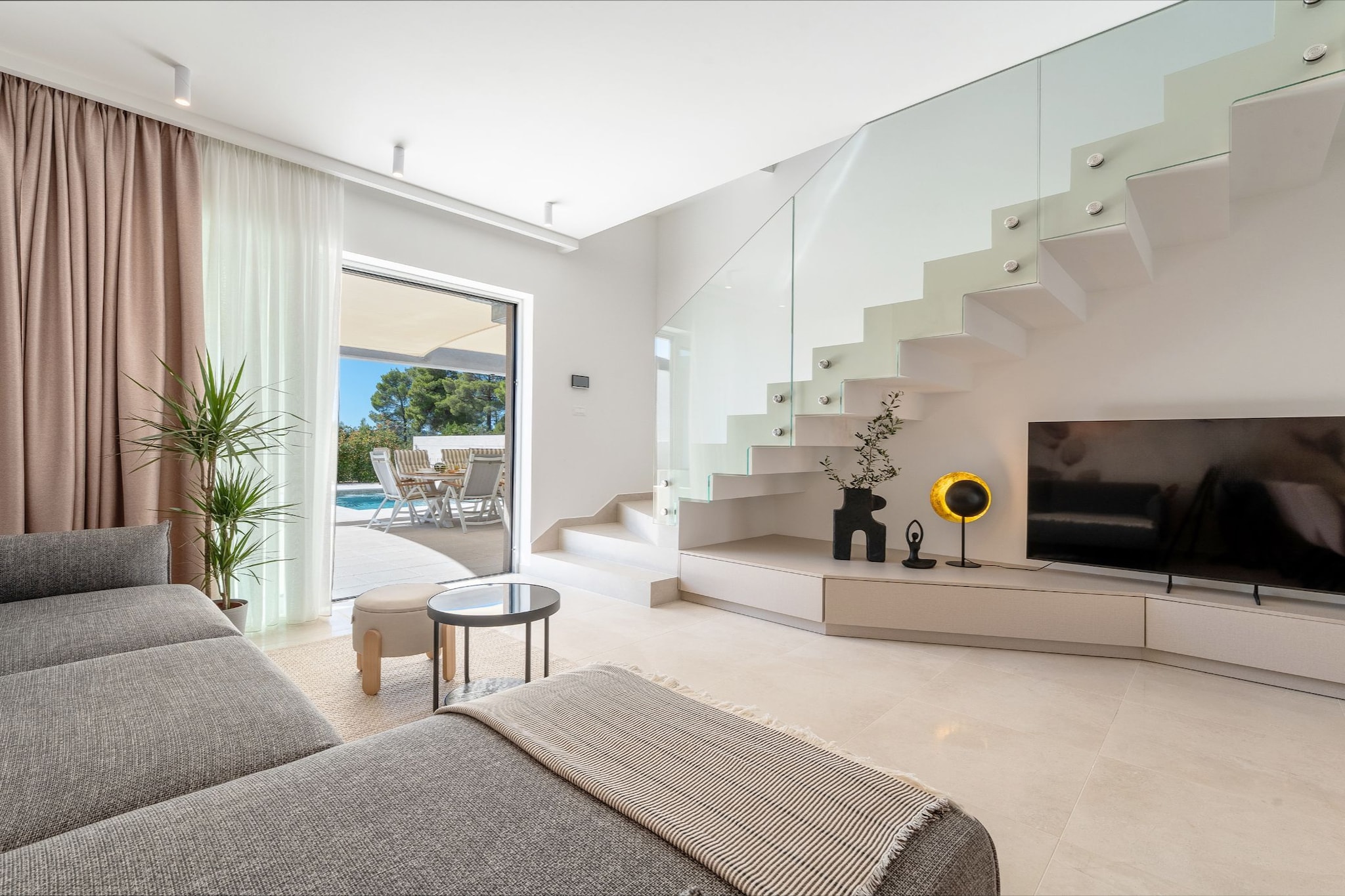 Villa Axia with pool